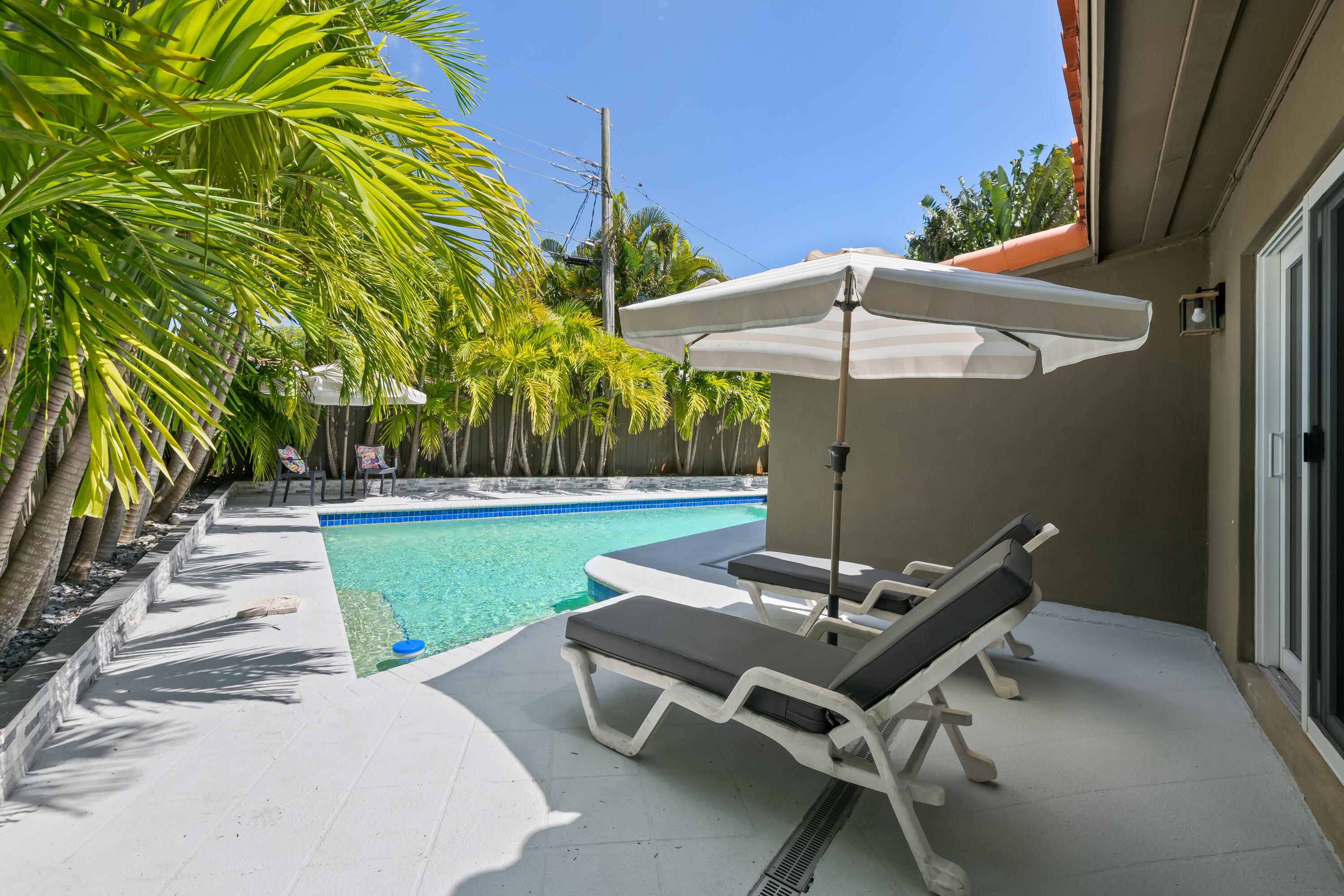 CORAL RIDGE ISLES - Residential
