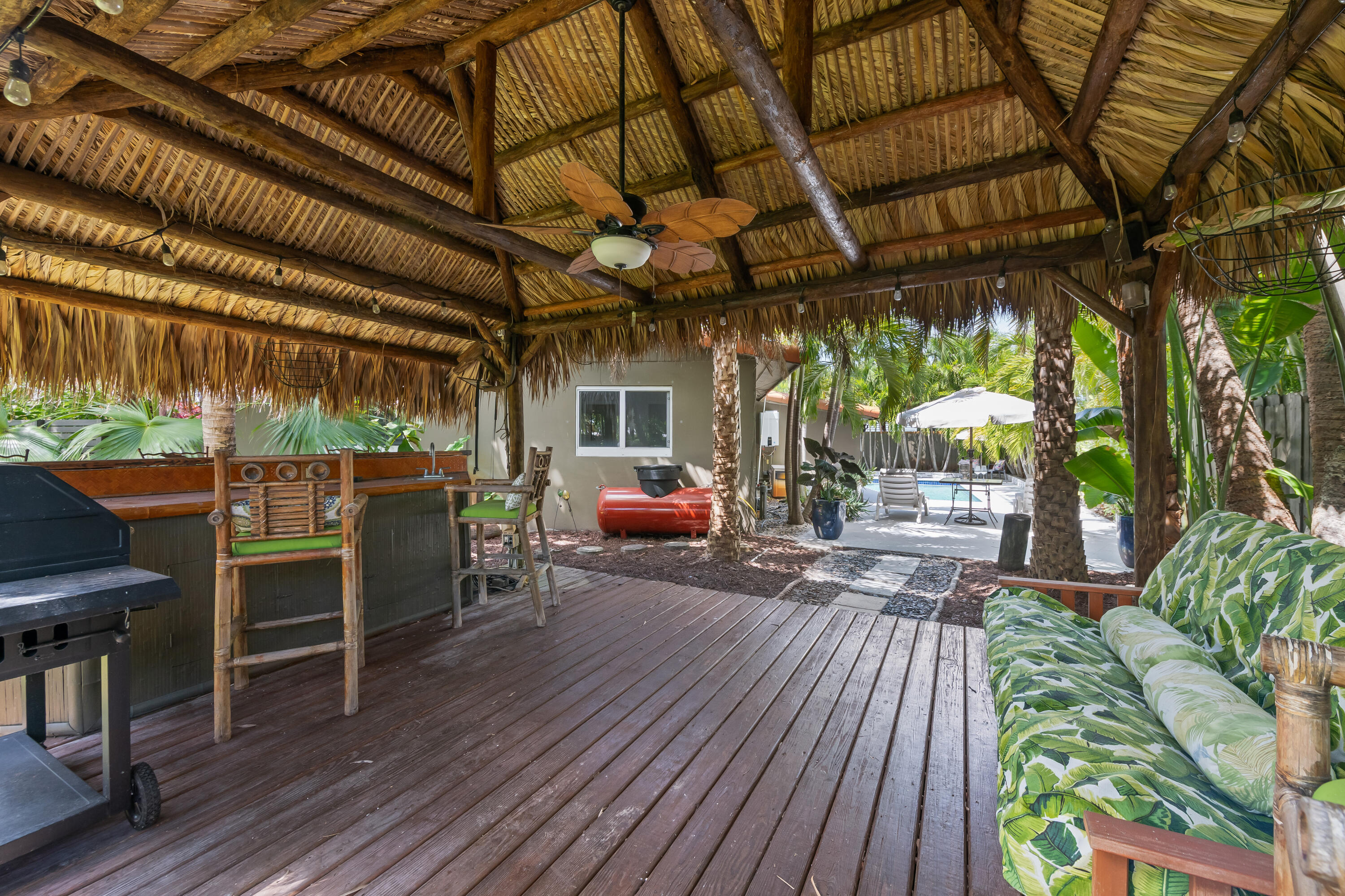 CORAL RIDGE ISLES - Residential