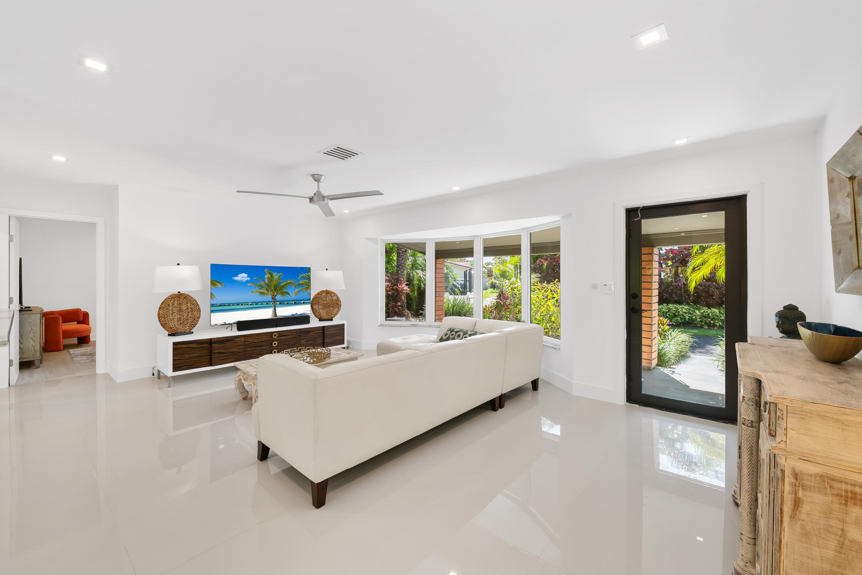 CORAL RIDGE ISLES - Residential