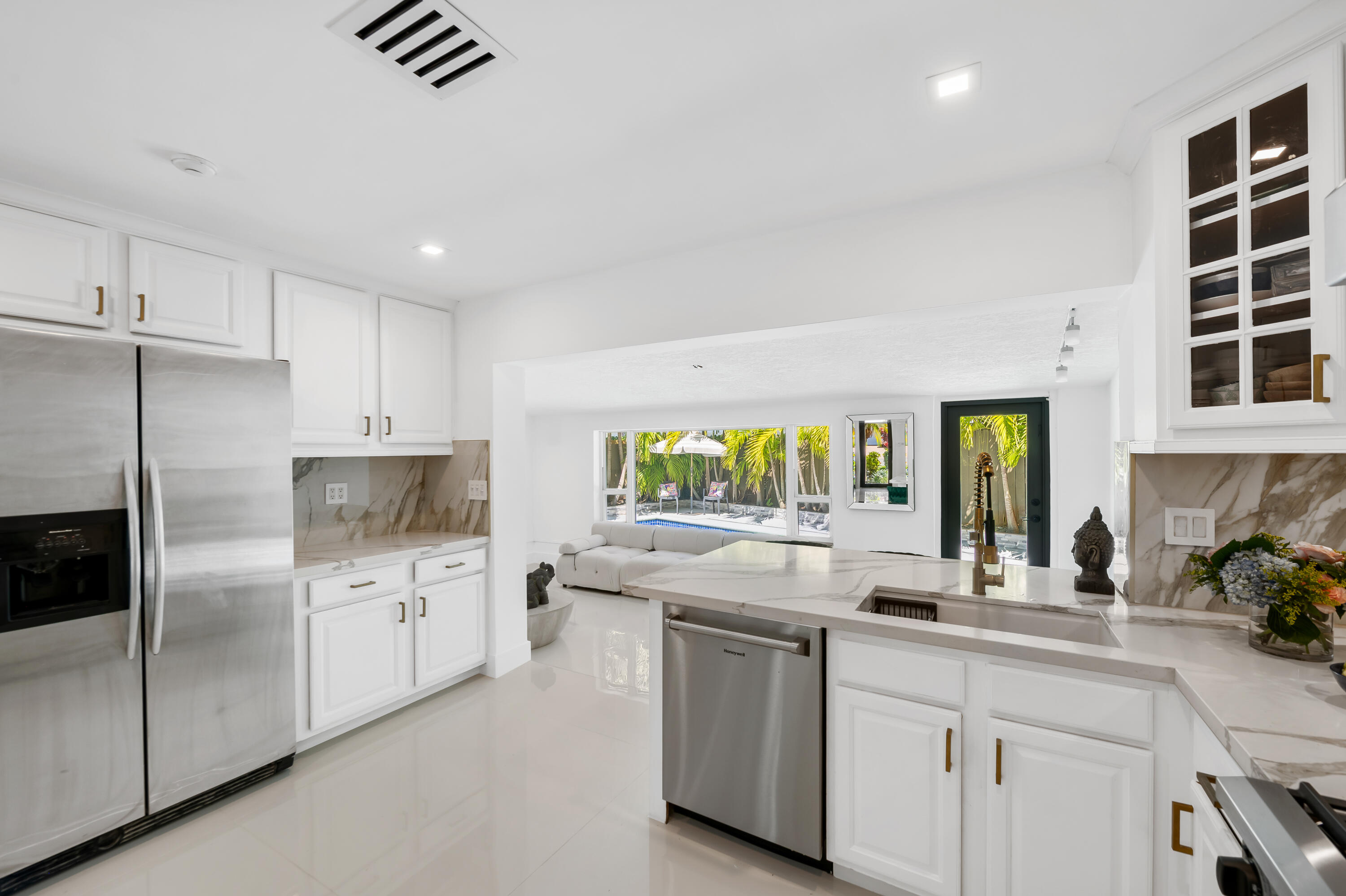 CORAL RIDGE ISLES - Residential
