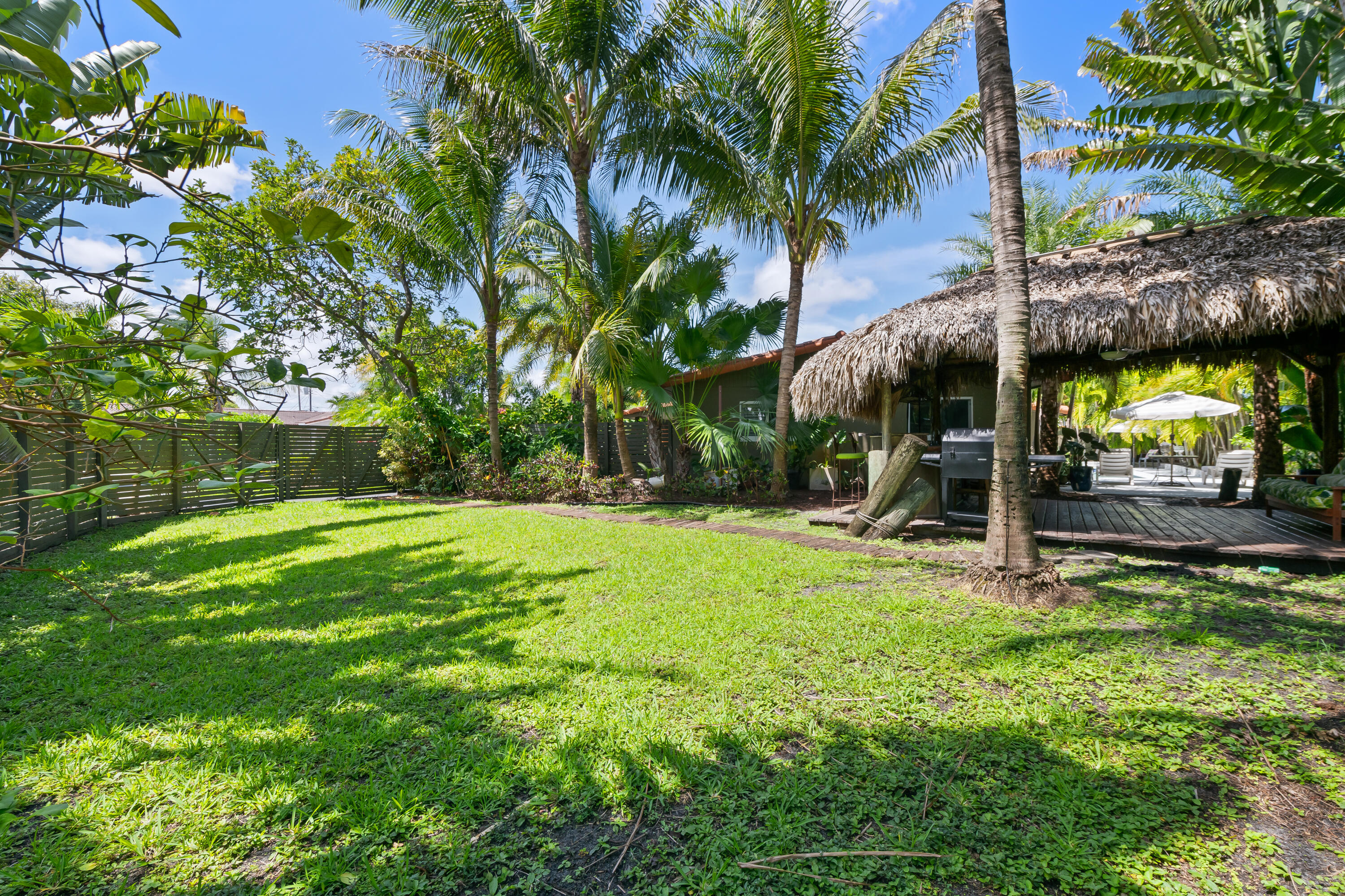 CORAL RIDGE ISLES - Residential