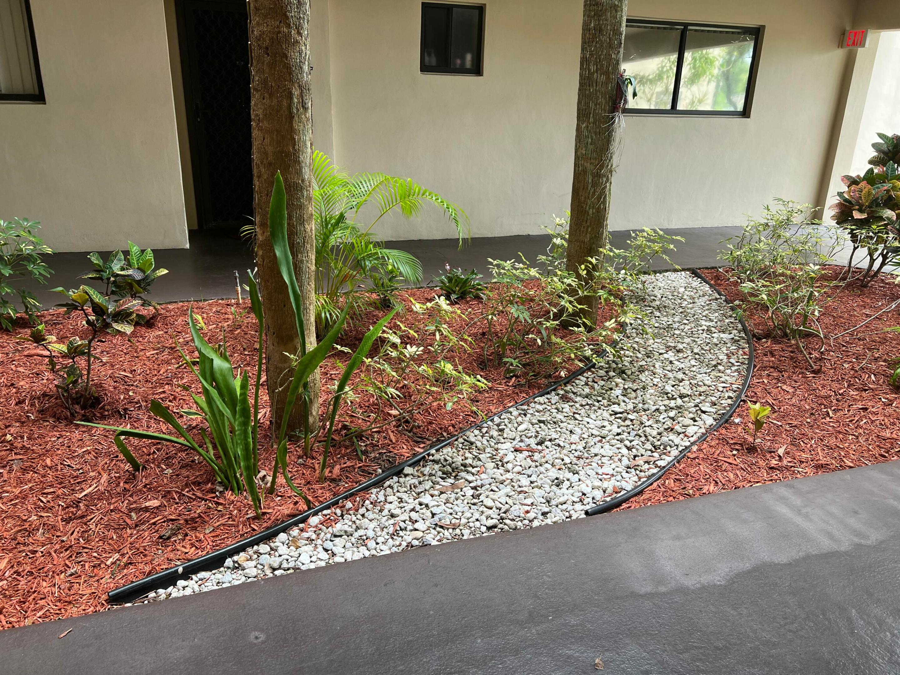 PALMETTO CONDO - Residential Lease