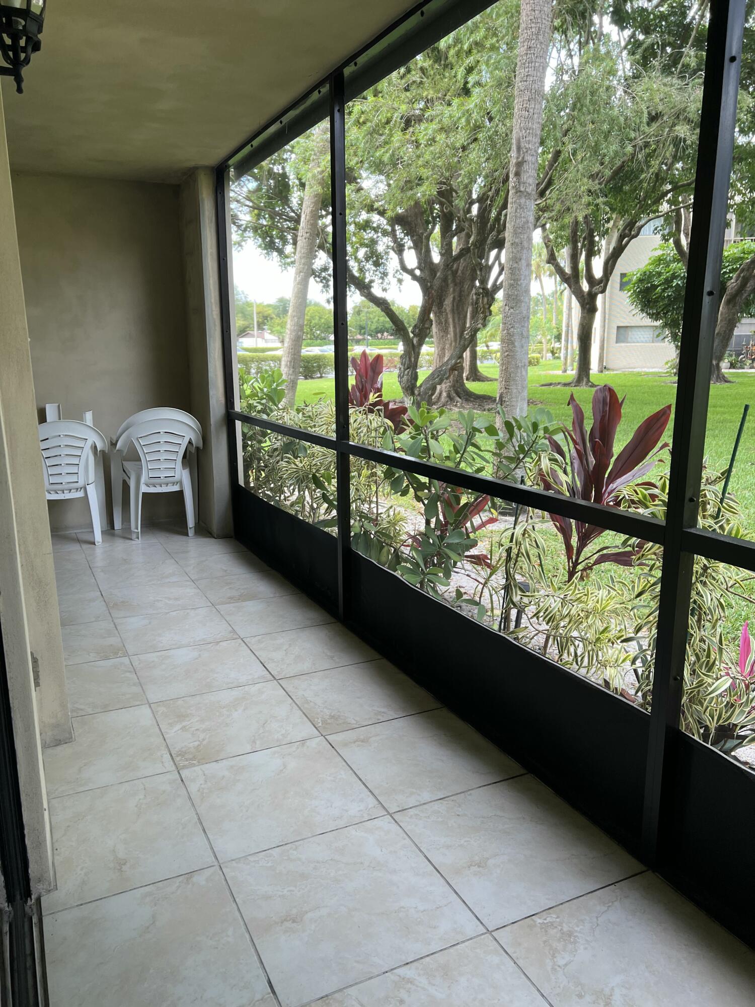 PALMETTO CONDO - Residential Lease