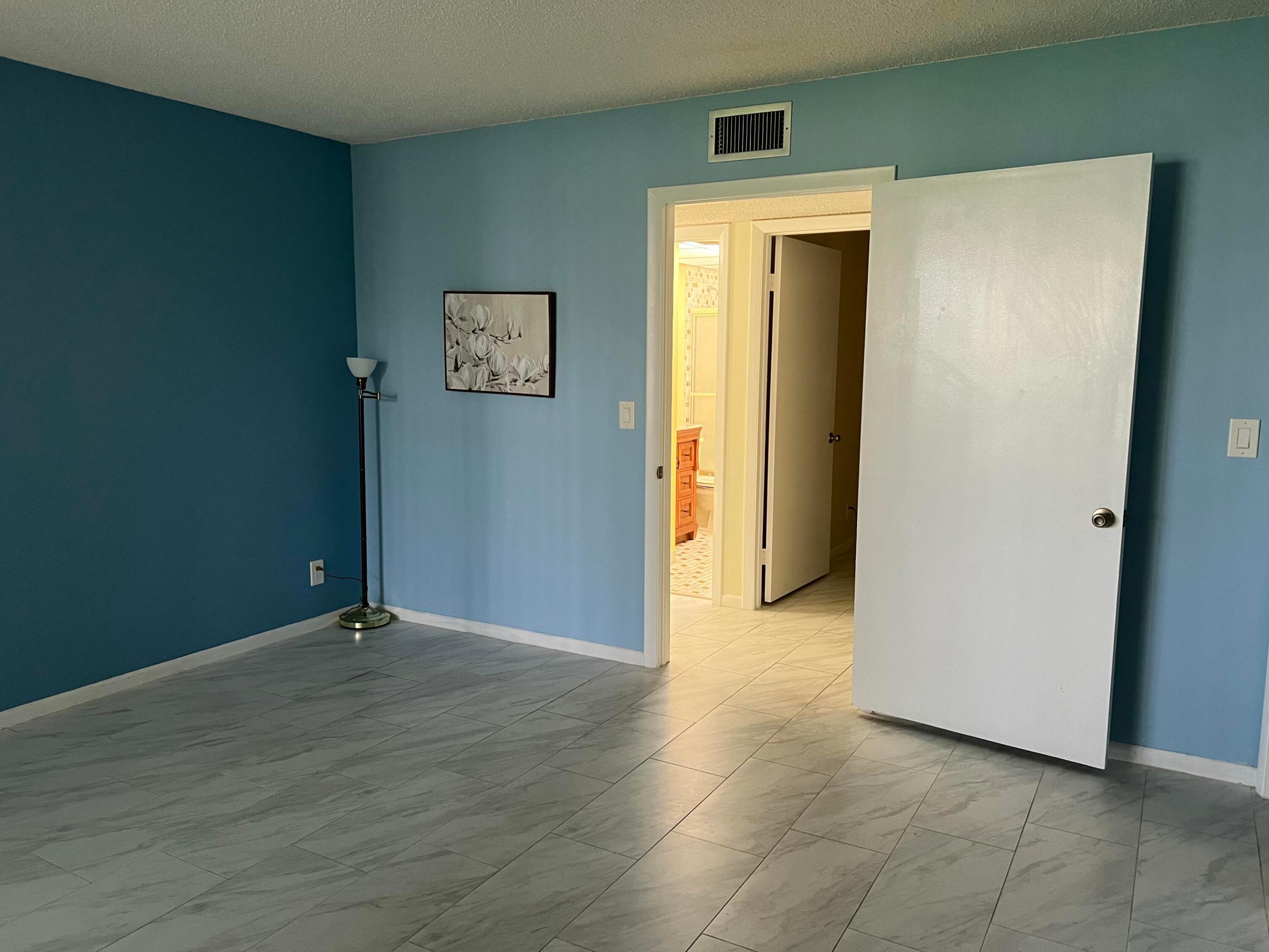 PALMETTO CONDO - Residential Lease