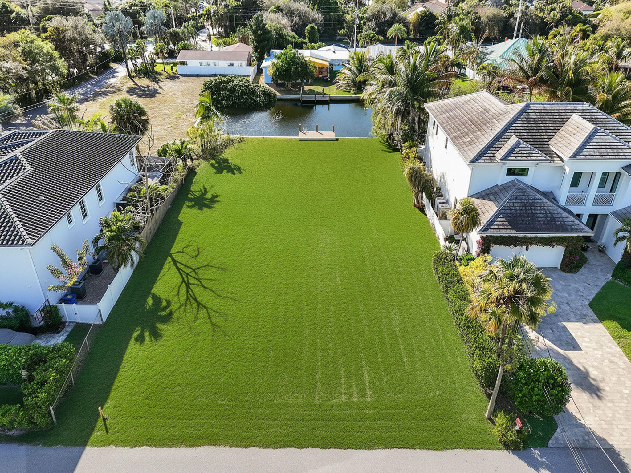 INTRACOASTAL PARK - Land