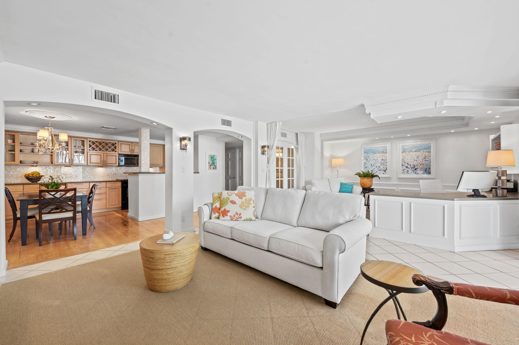 RIVER REACH CONDOMINIUM V - Residential