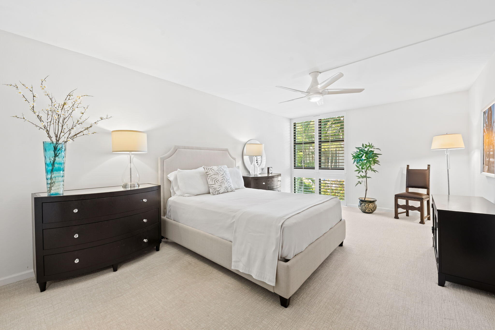 RIVER REACH CONDOMINIUM V - Residential