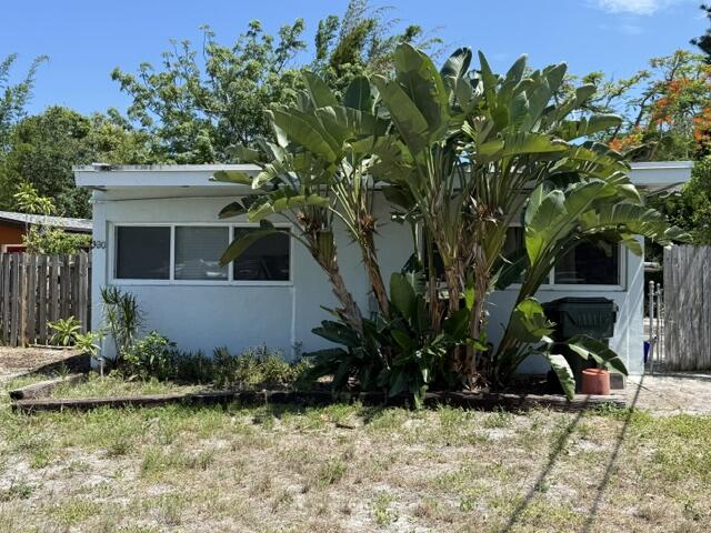 DELRAY MNR - Residential