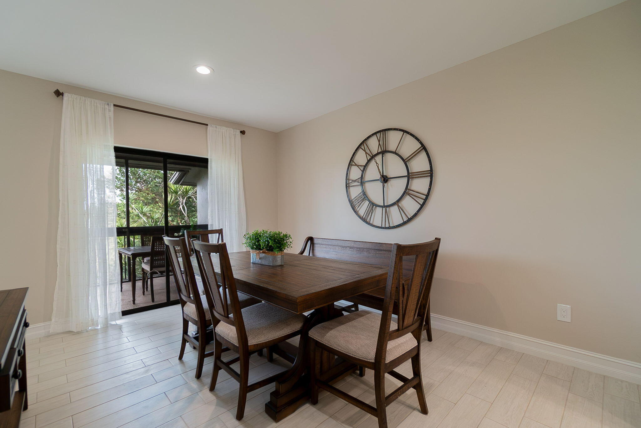 GOLF COTTAGES 2 CONDO - Residential Lease