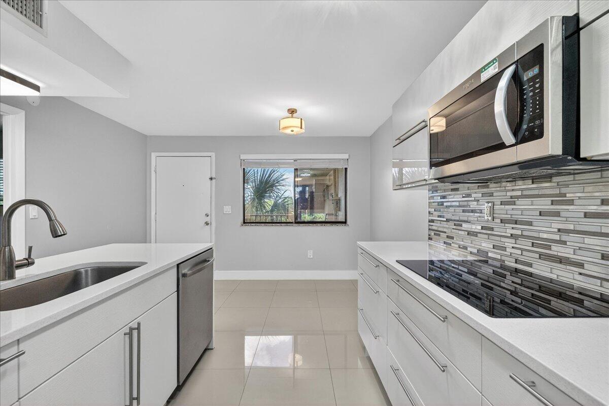 PLANTATION FOREST CONDO - Residential