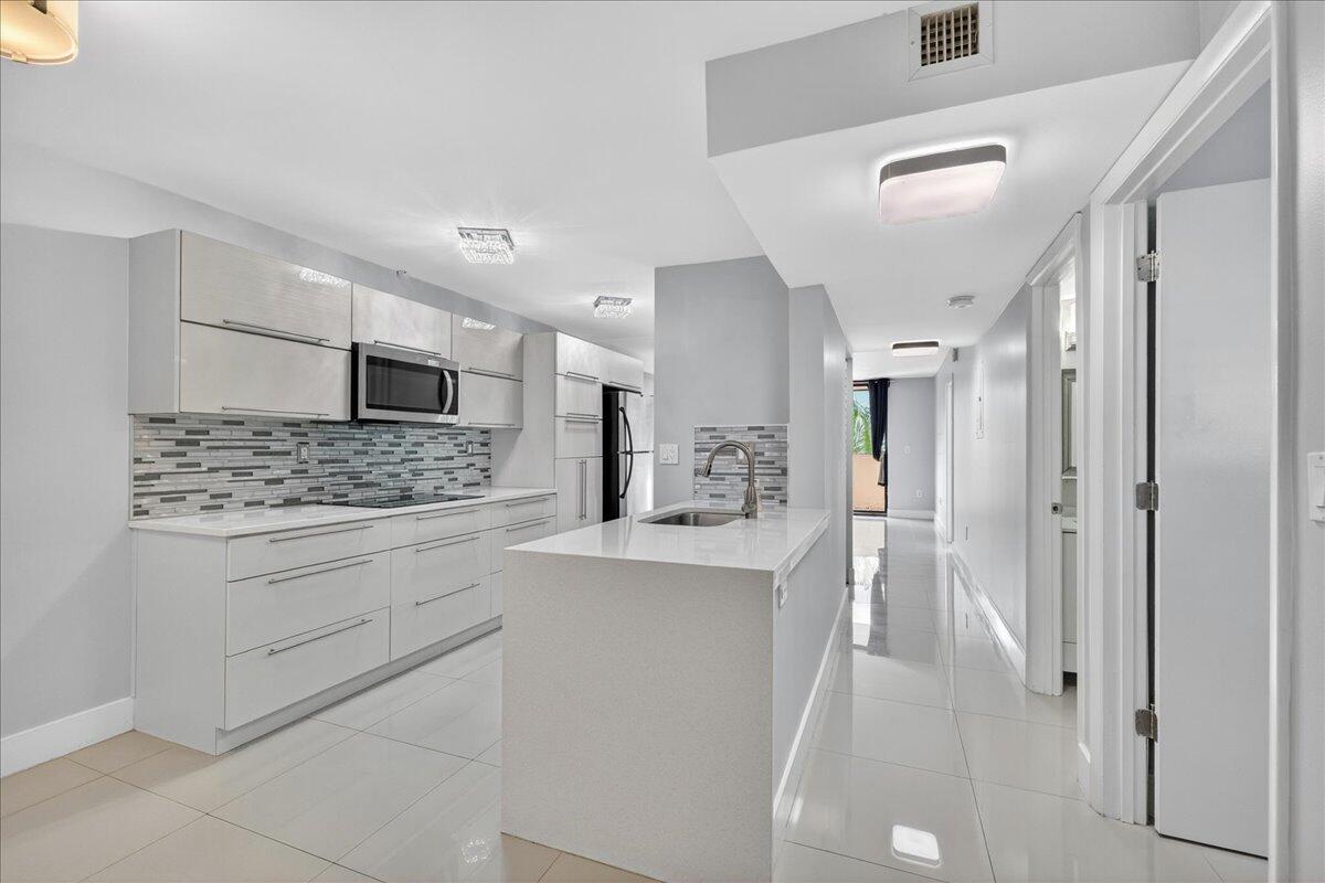PLANTATION FOREST CONDO - Residential