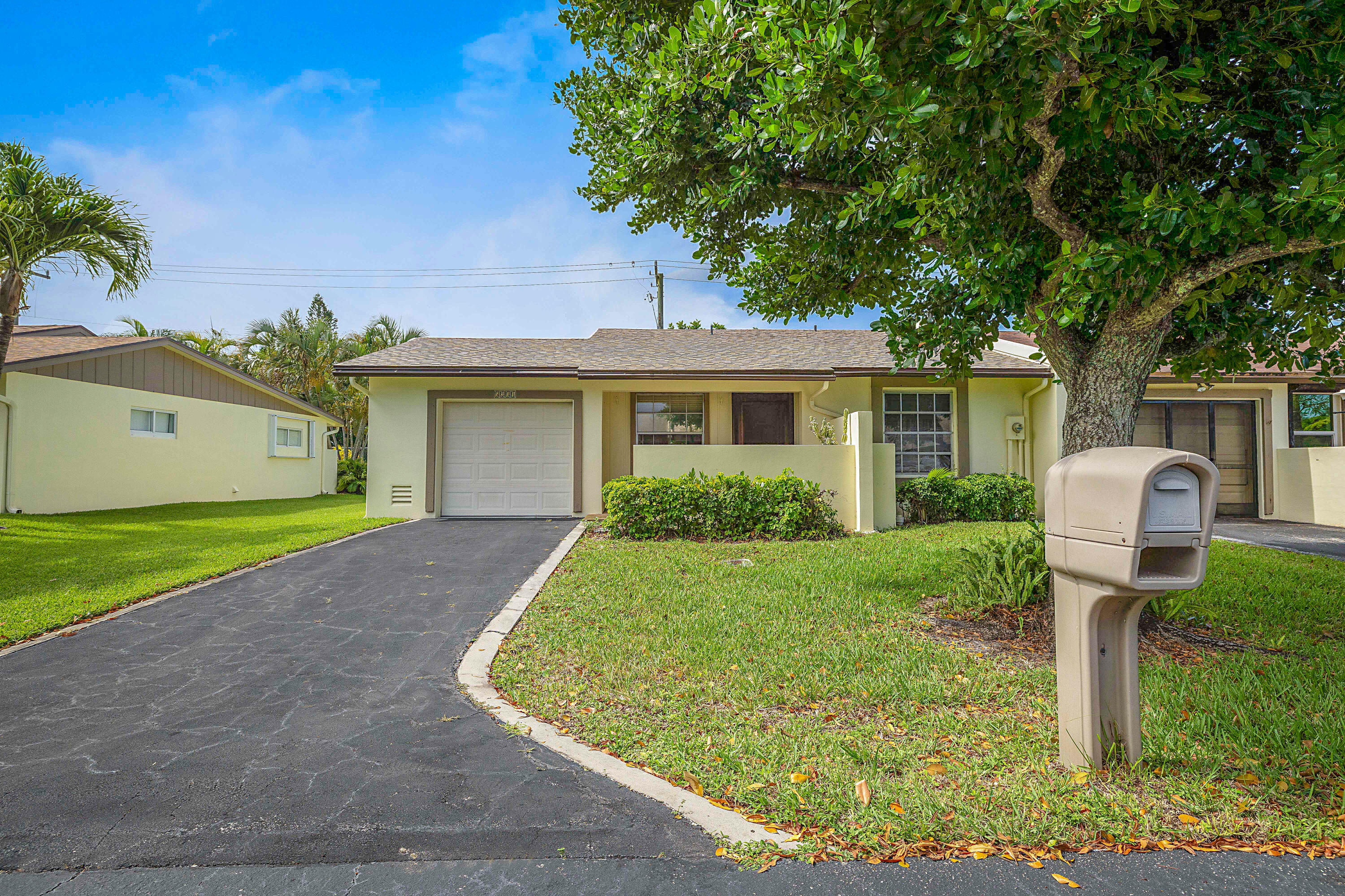 KINGS POINT 3 - Residential