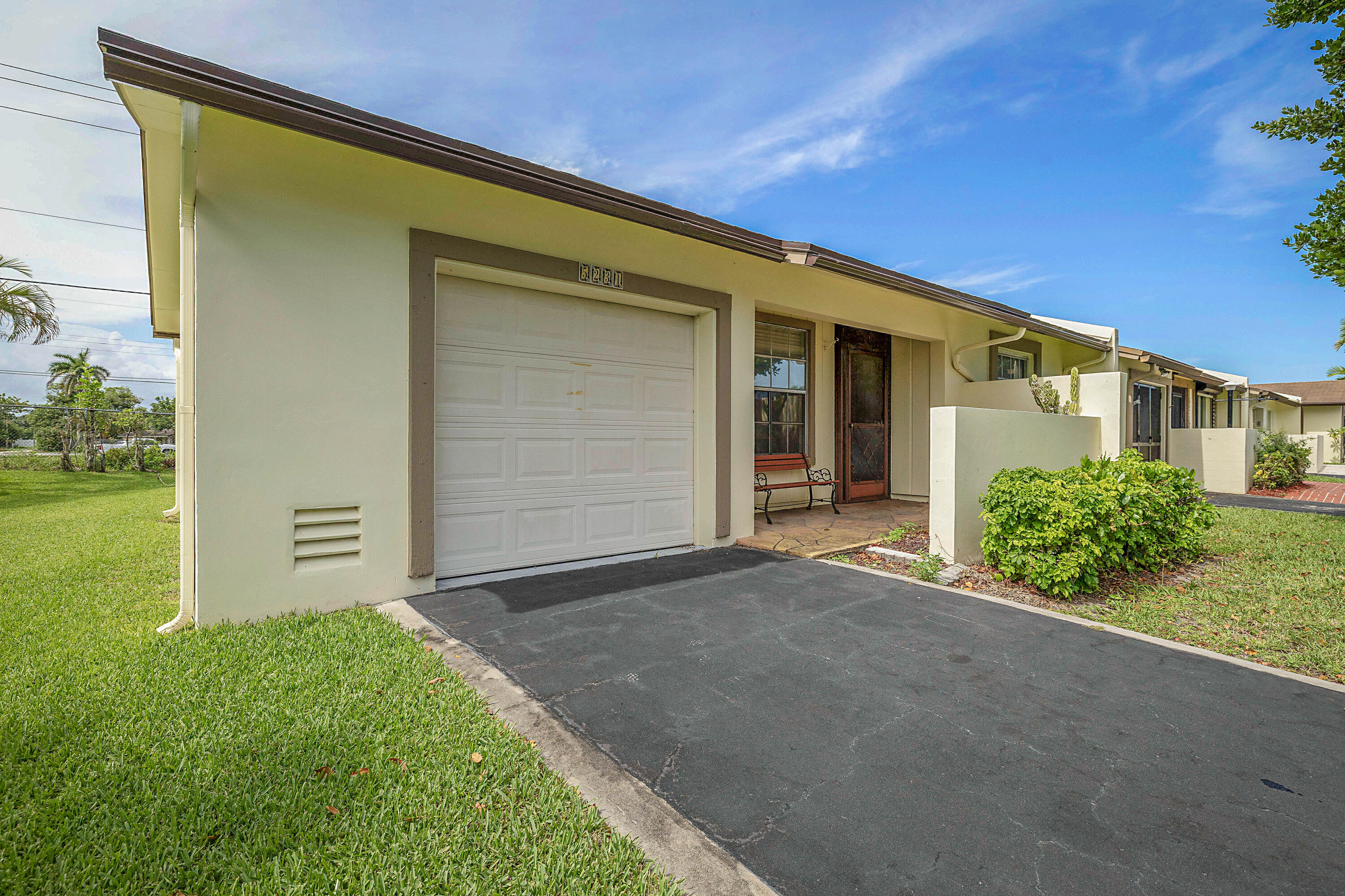 KINGS POINT 3 - Residential