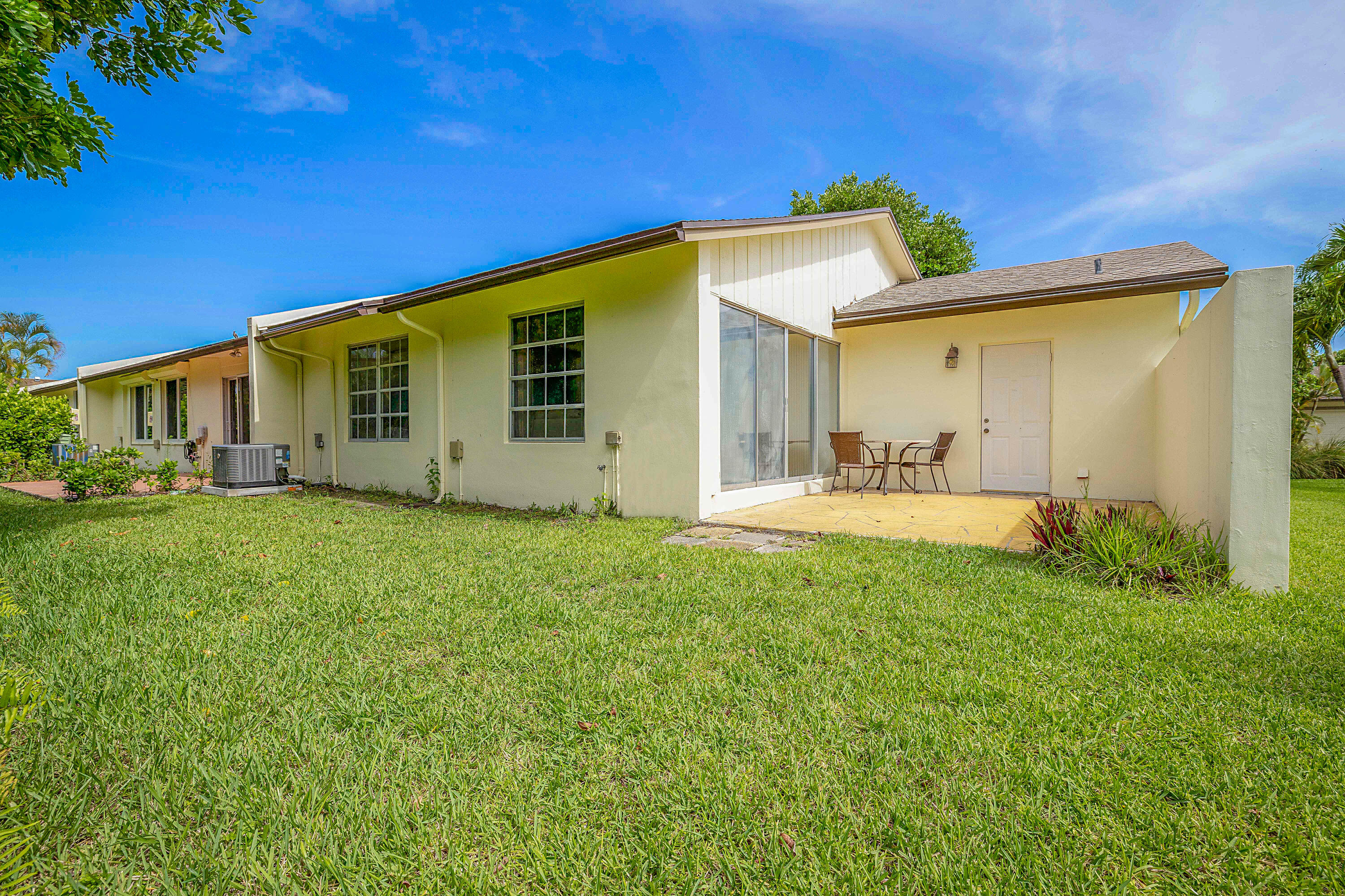 KINGS POINT 3 - Residential