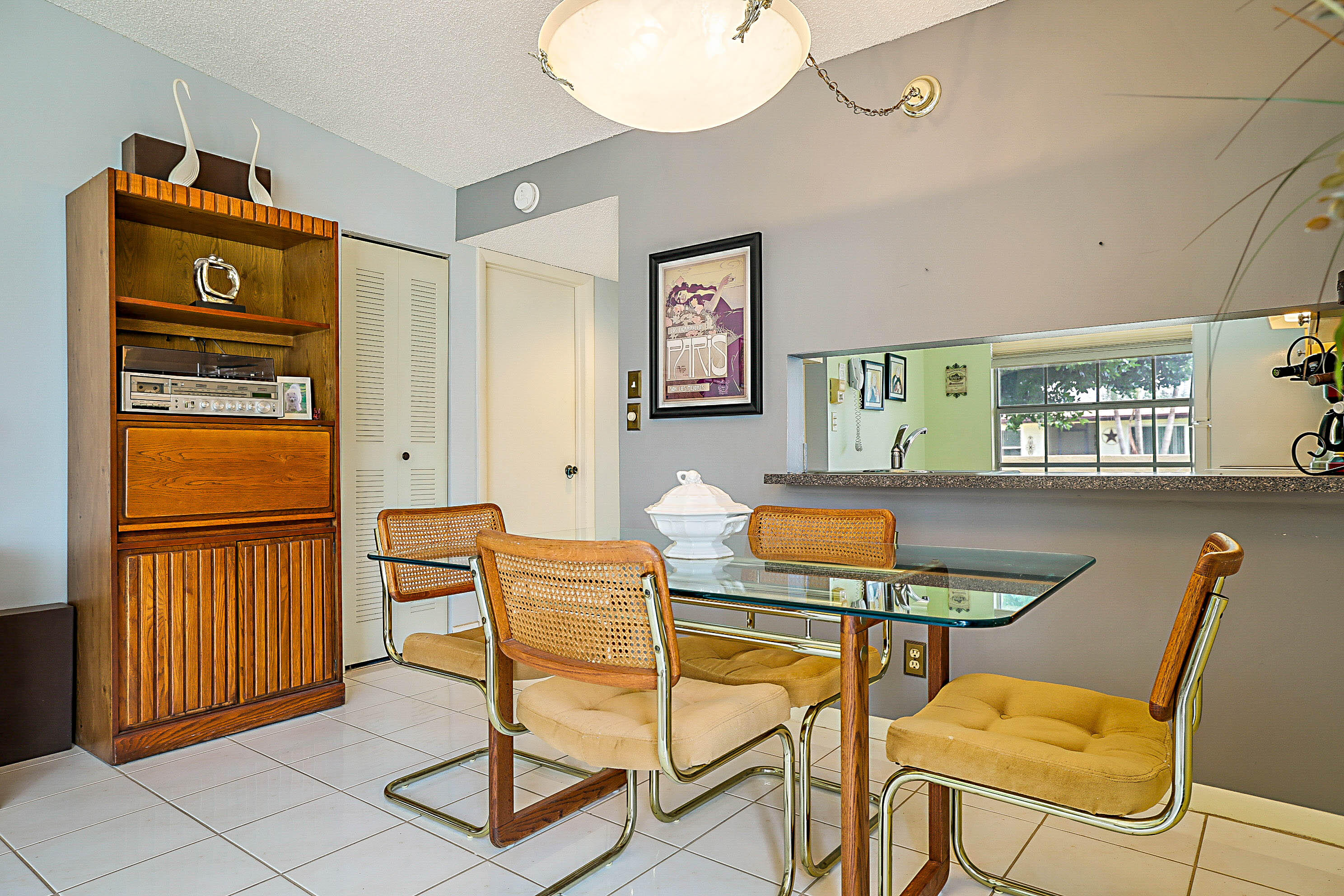 KINGS POINT 3 - Residential