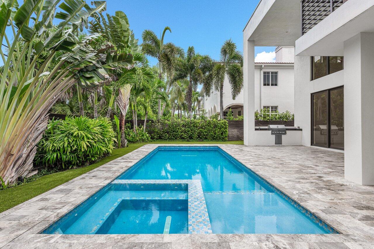 Boca Villas - Residential