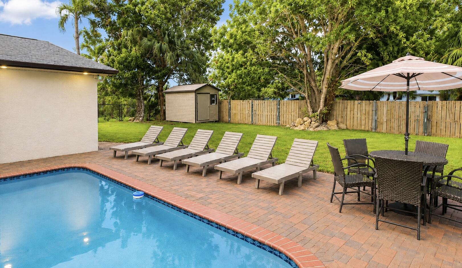 SUNRISE GOLF VILLAGE SEC 24 - Residential