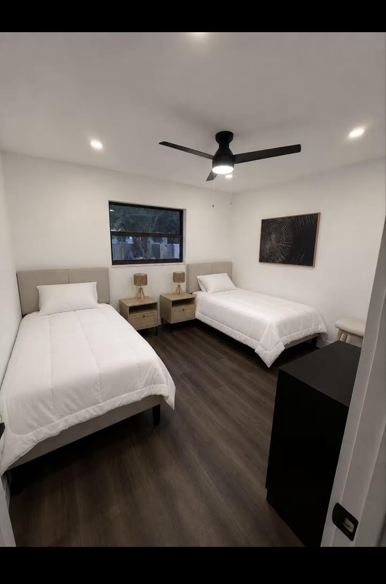 SUNRISE GOLF VILLAGE SEC 24 - Residential