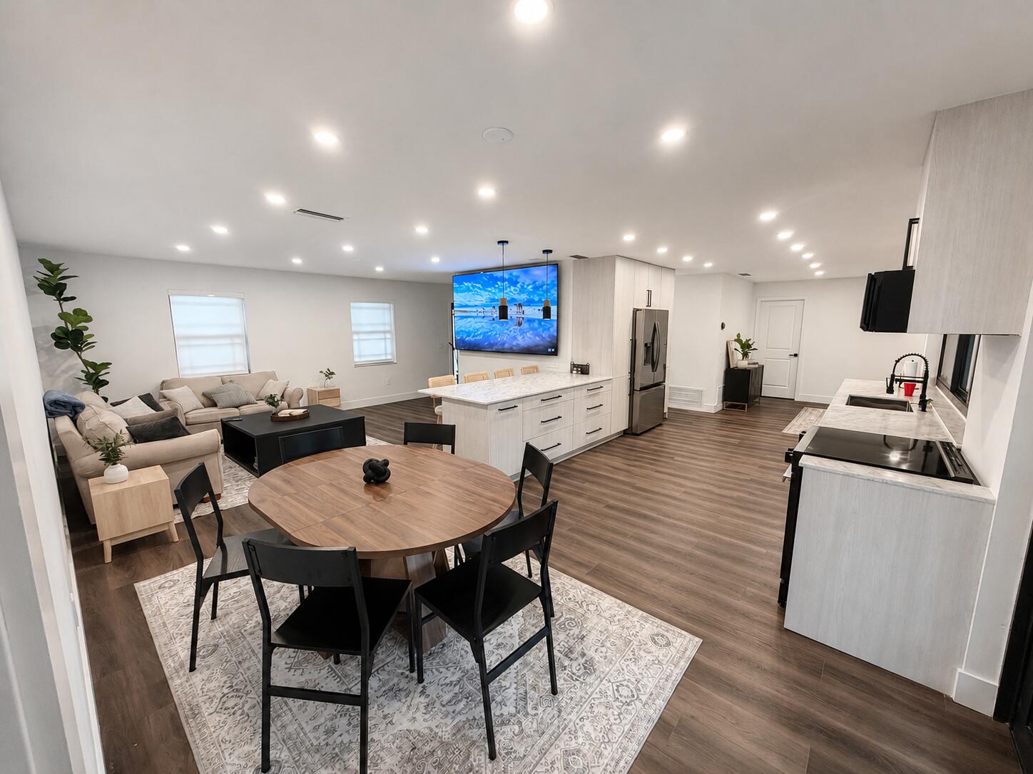 SUNRISE GOLF VILLAGE SEC 24 - Residential