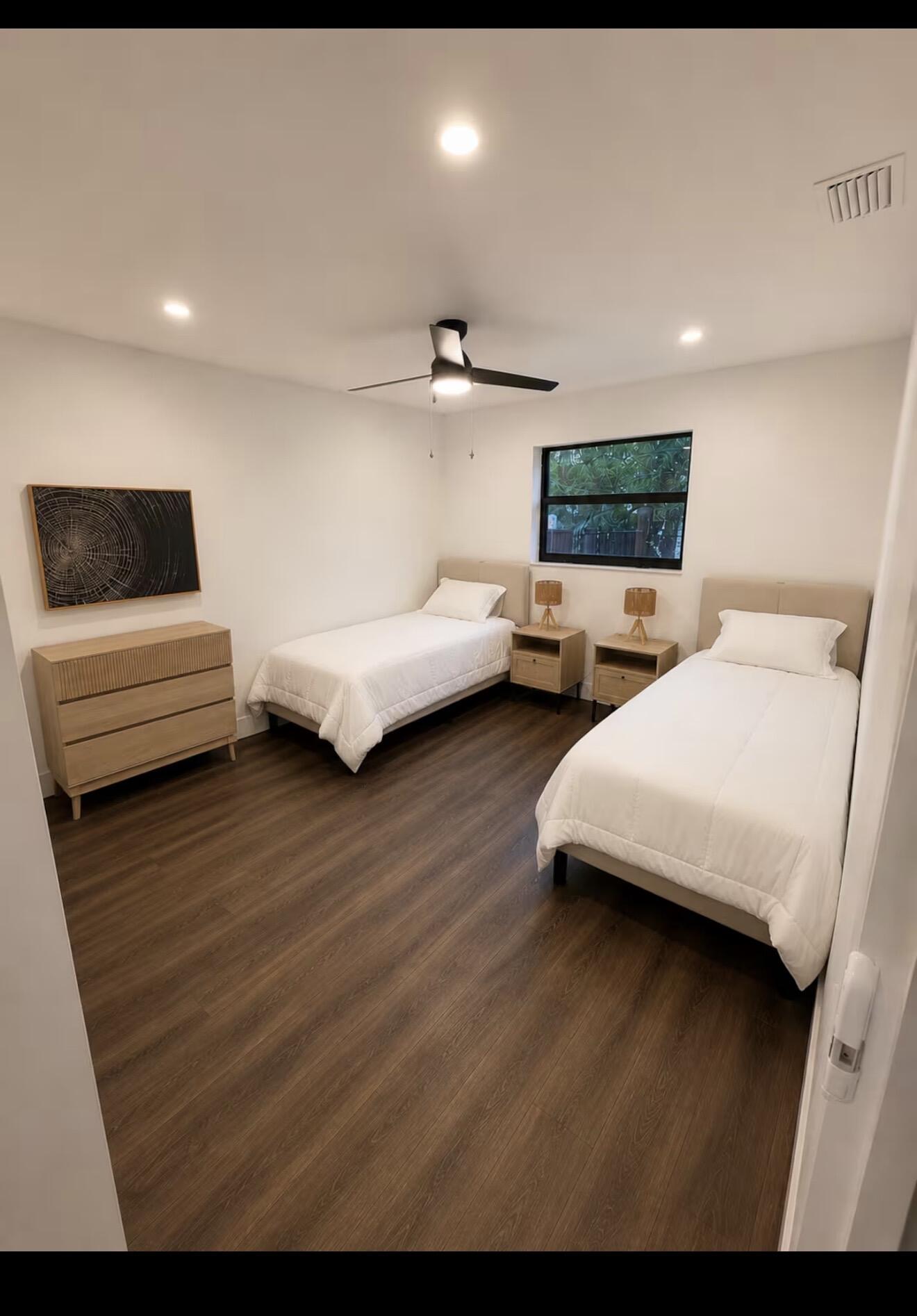 SUNRISE GOLF VILLAGE SEC 24 - Residential