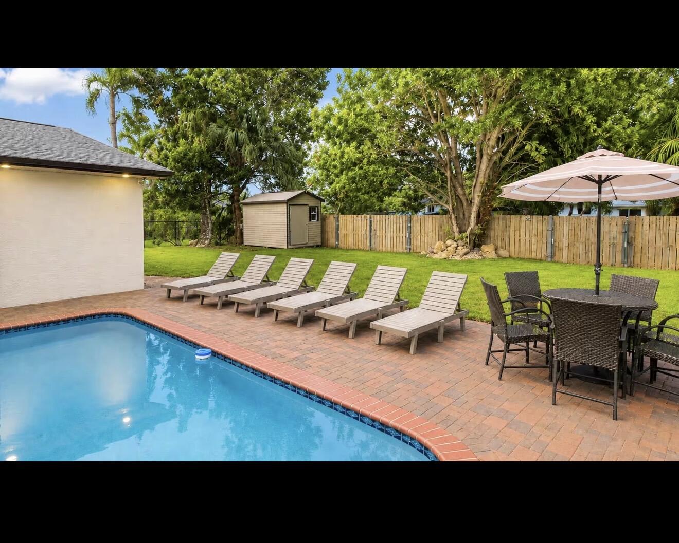 SUNRISE GOLF VILLAGE SEC 24 - Residential