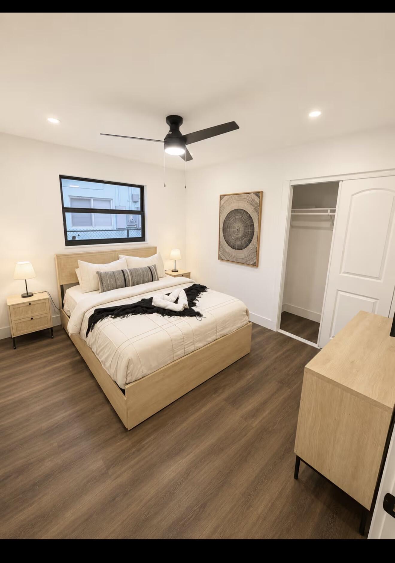 SUNRISE GOLF VILLAGE SEC 24 - Residential