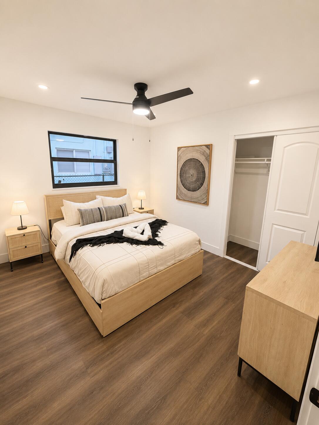 SUNRISE GOLF VILLAGE SEC 24 - Residential