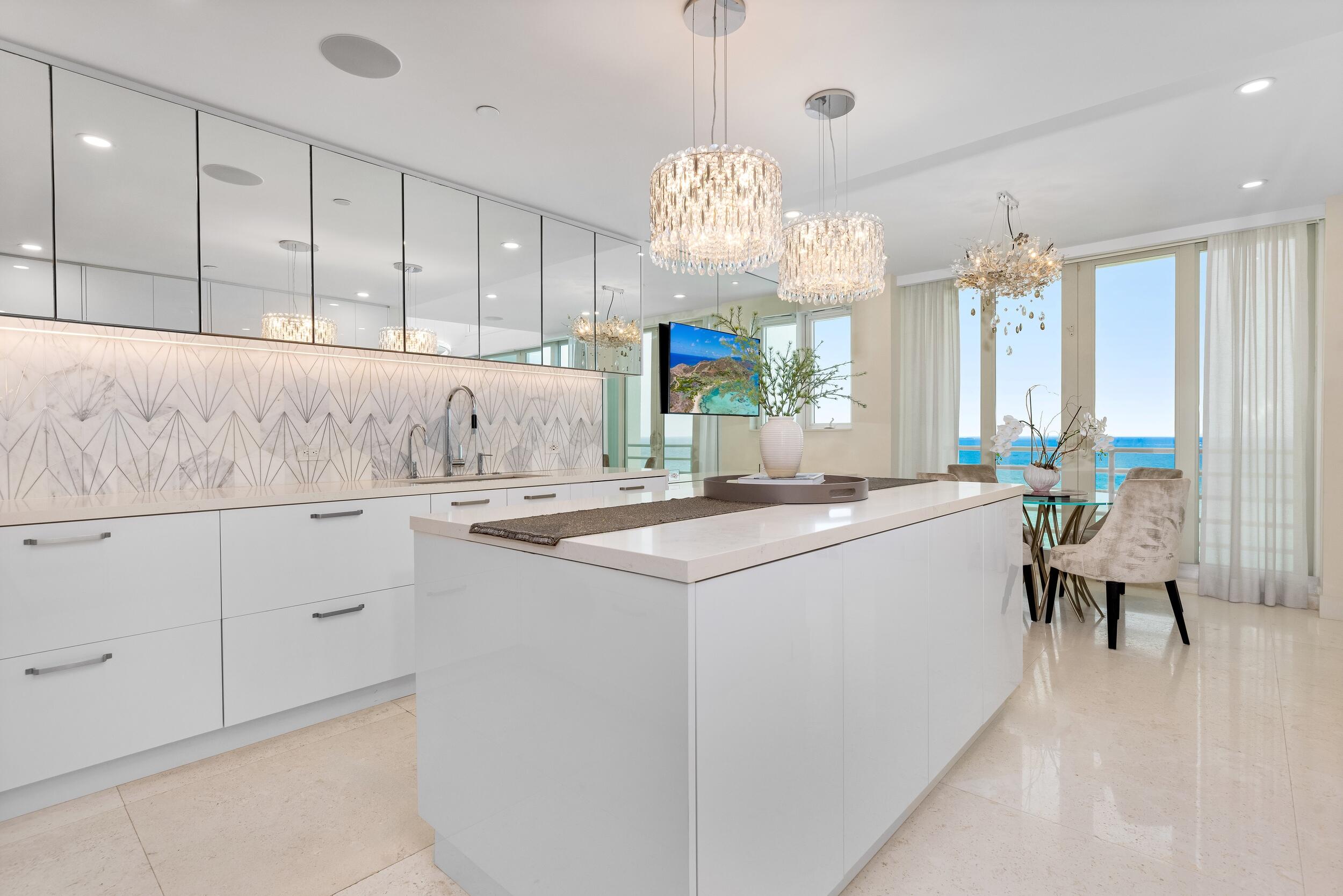PRESIDENTIAL PLACE CONDO - Residential