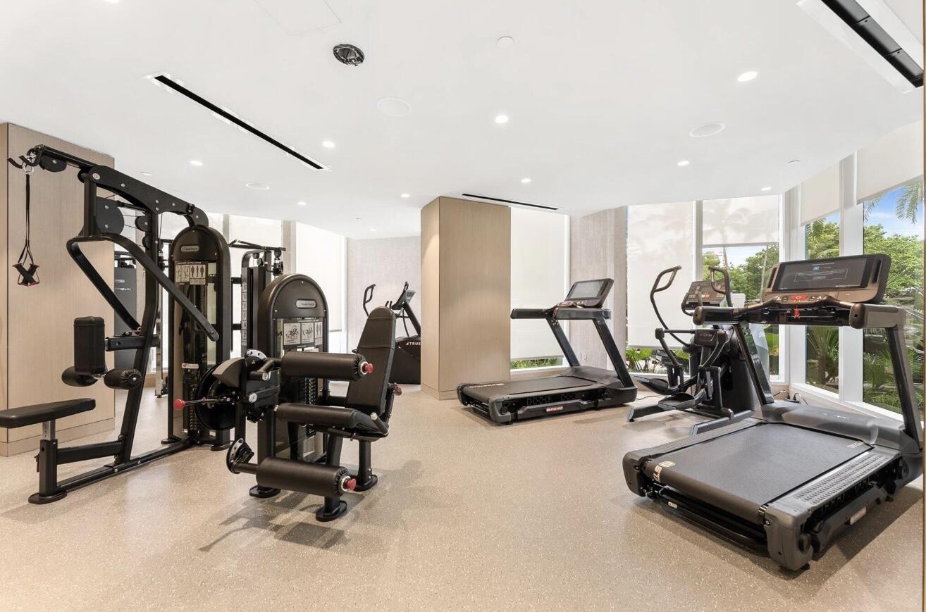 PRESIDENTIAL PLACE CONDO - Residential