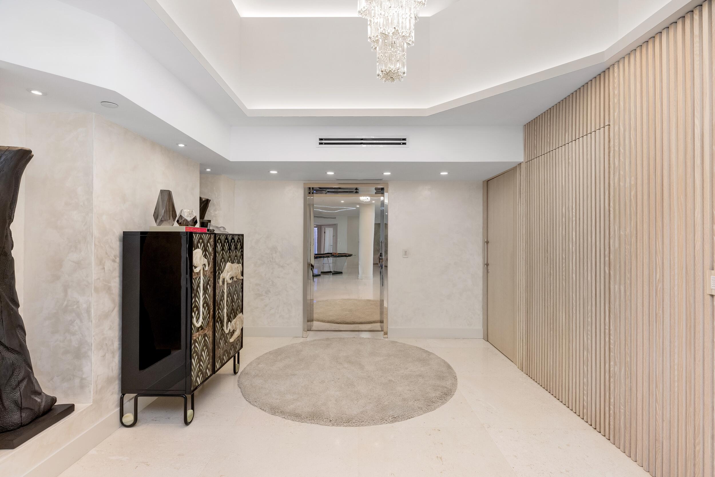 PRESIDENTIAL PLACE CONDO - Residential