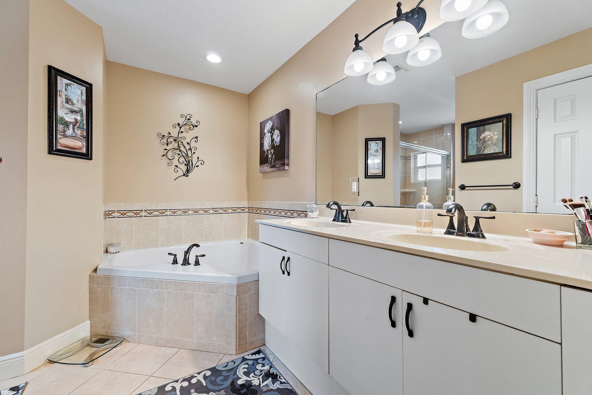 JUPITER FARMS - Residential