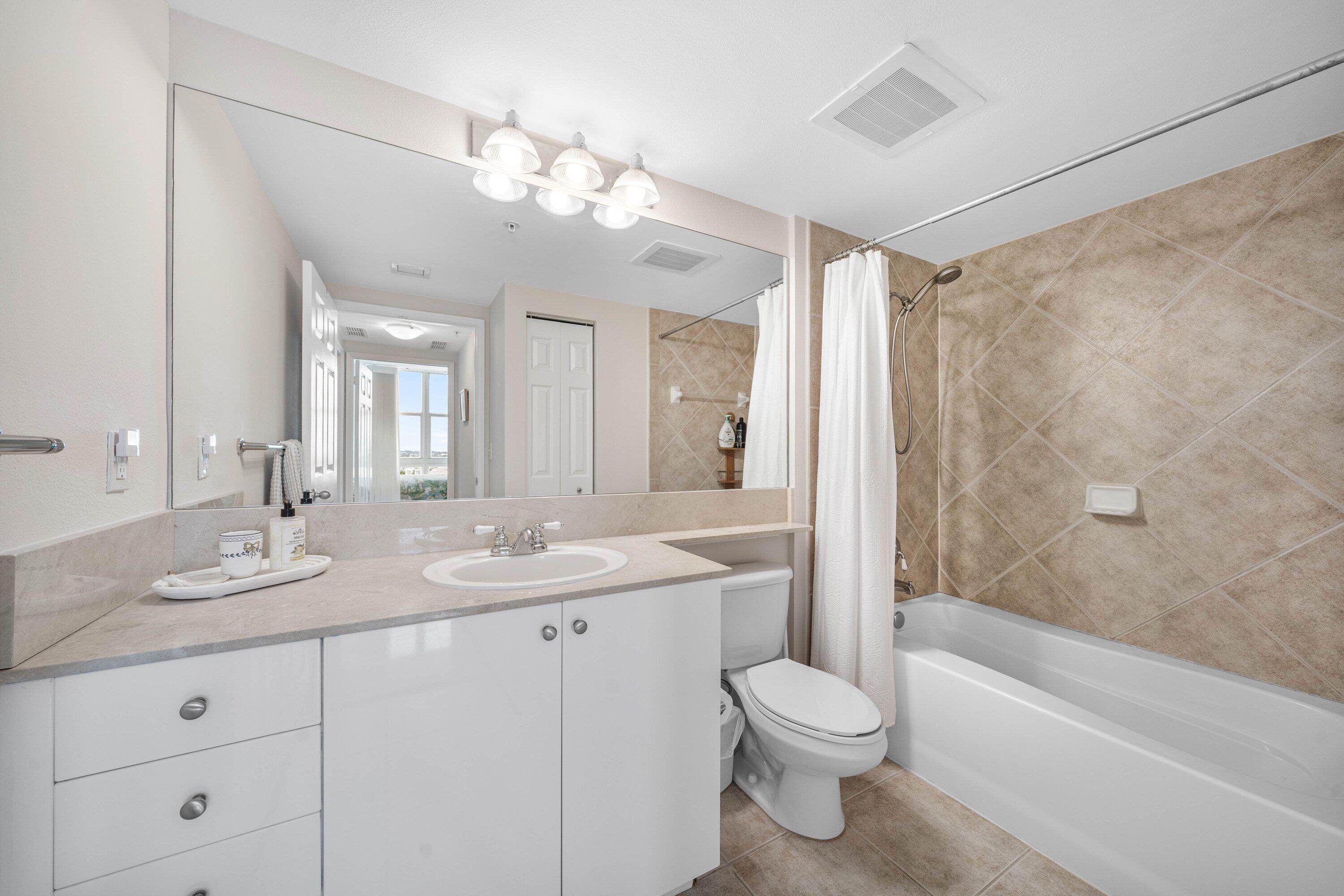 MARINA VILLAGE AT BOYNTON BEACH CONDO - Residential