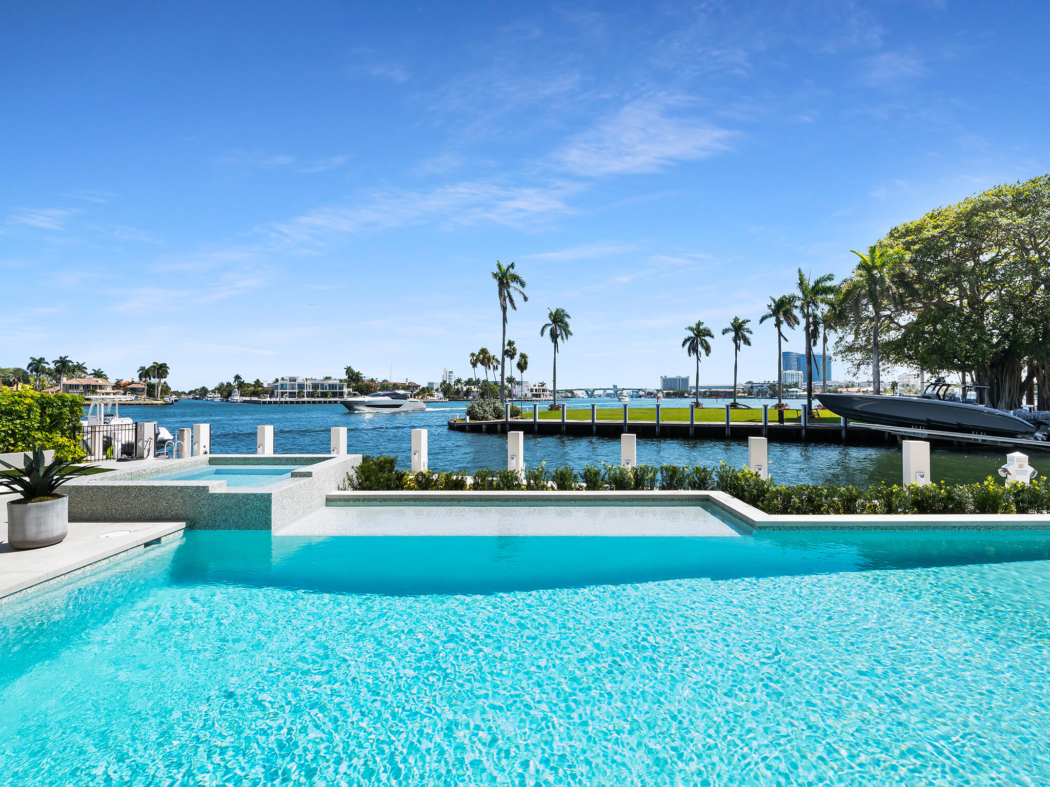RIO VISTA - Residential