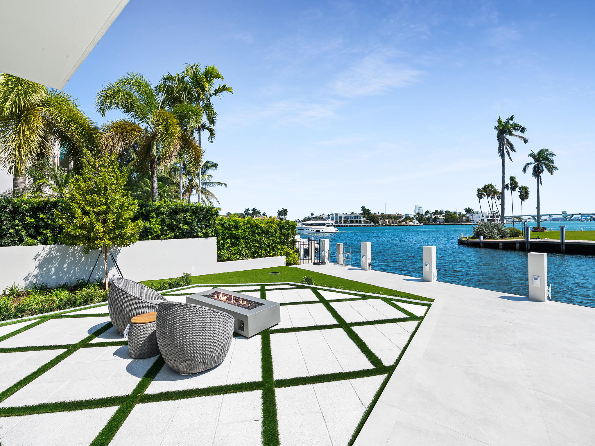 RIO VISTA - Residential