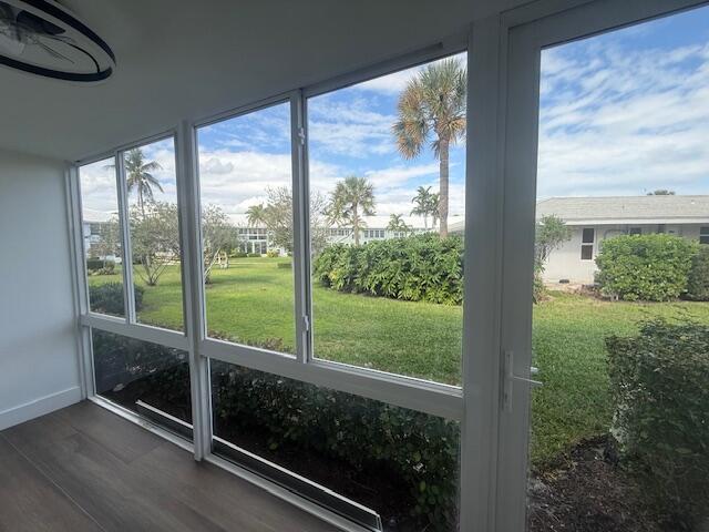 PAGET HOUSE CONDO - Residential