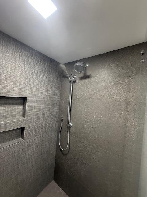 PAGET HOUSE CONDO - Residential
