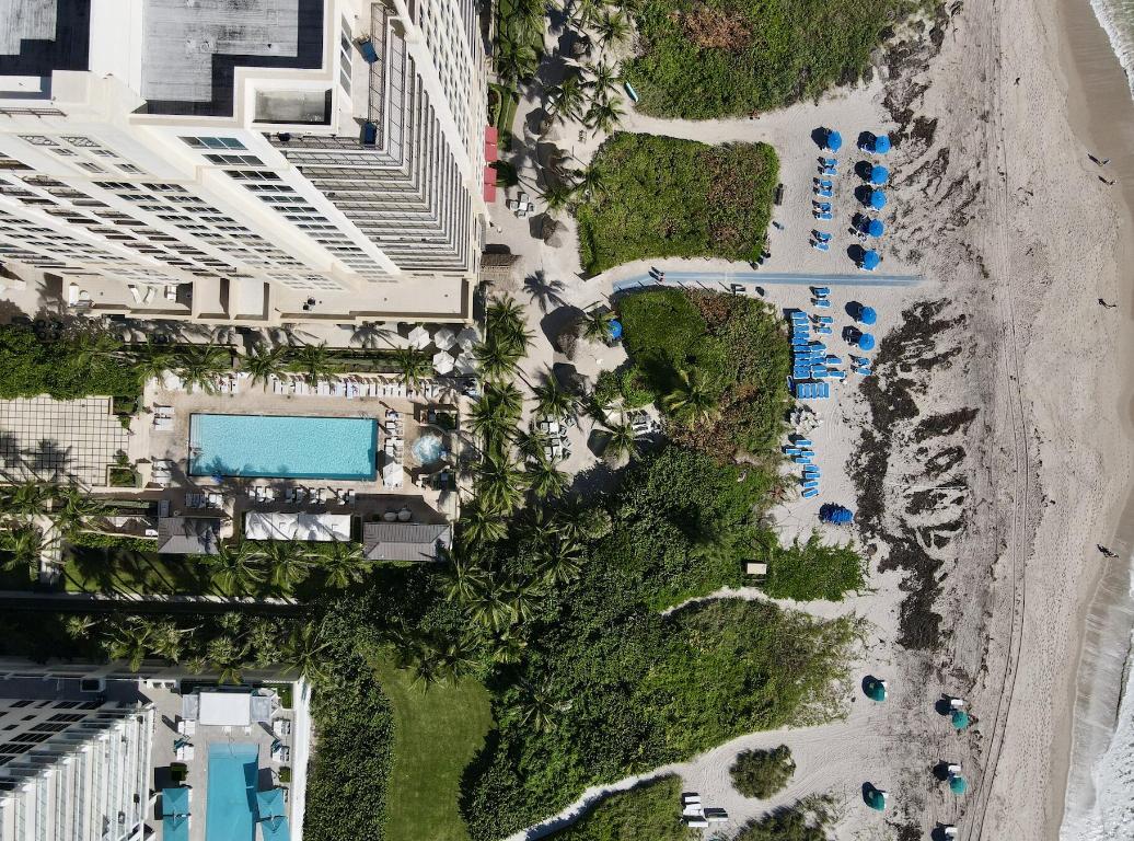 RESORT AT SINGER ISLAND RESIDENTIAL CONDO - Residential