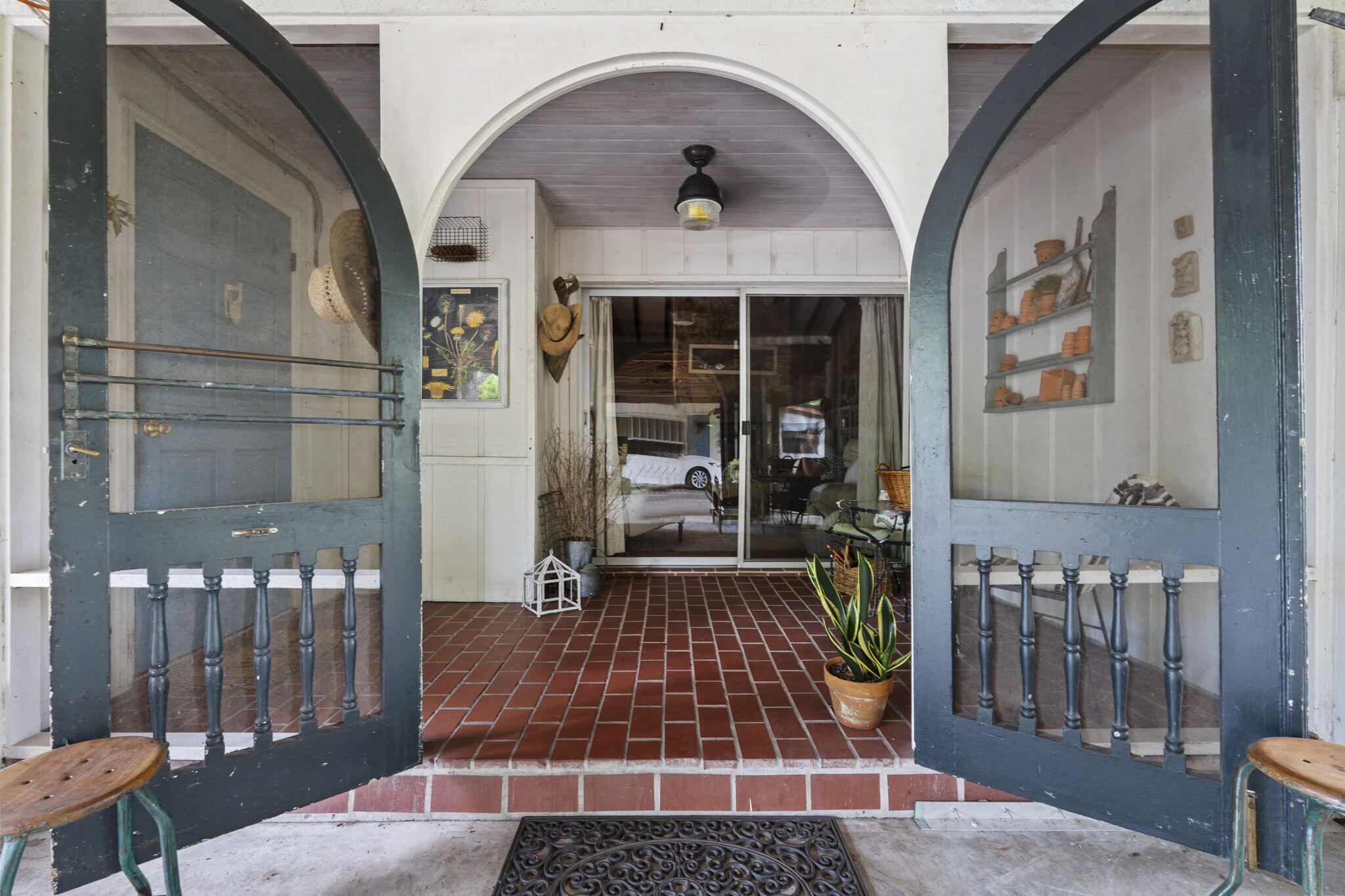 METES AND BOUNDS - Residential