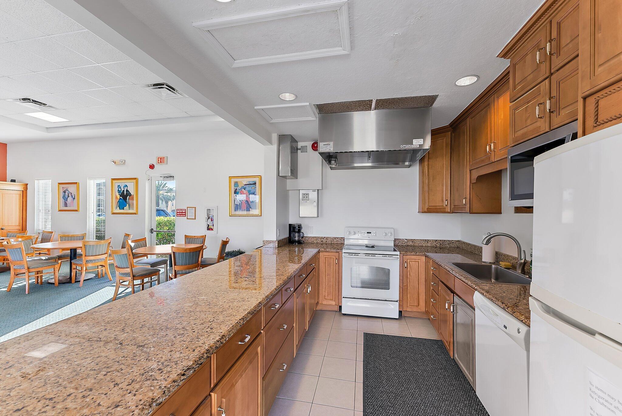 SAND DOLLAR NORTH CONDOMINIUM - Residential