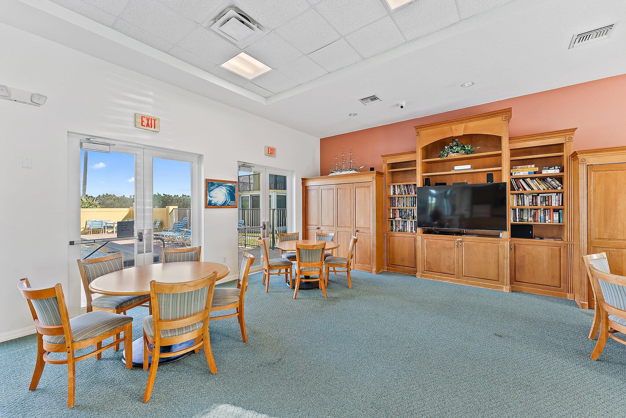 SAND DOLLAR NORTH CONDOMINIUM - Residential