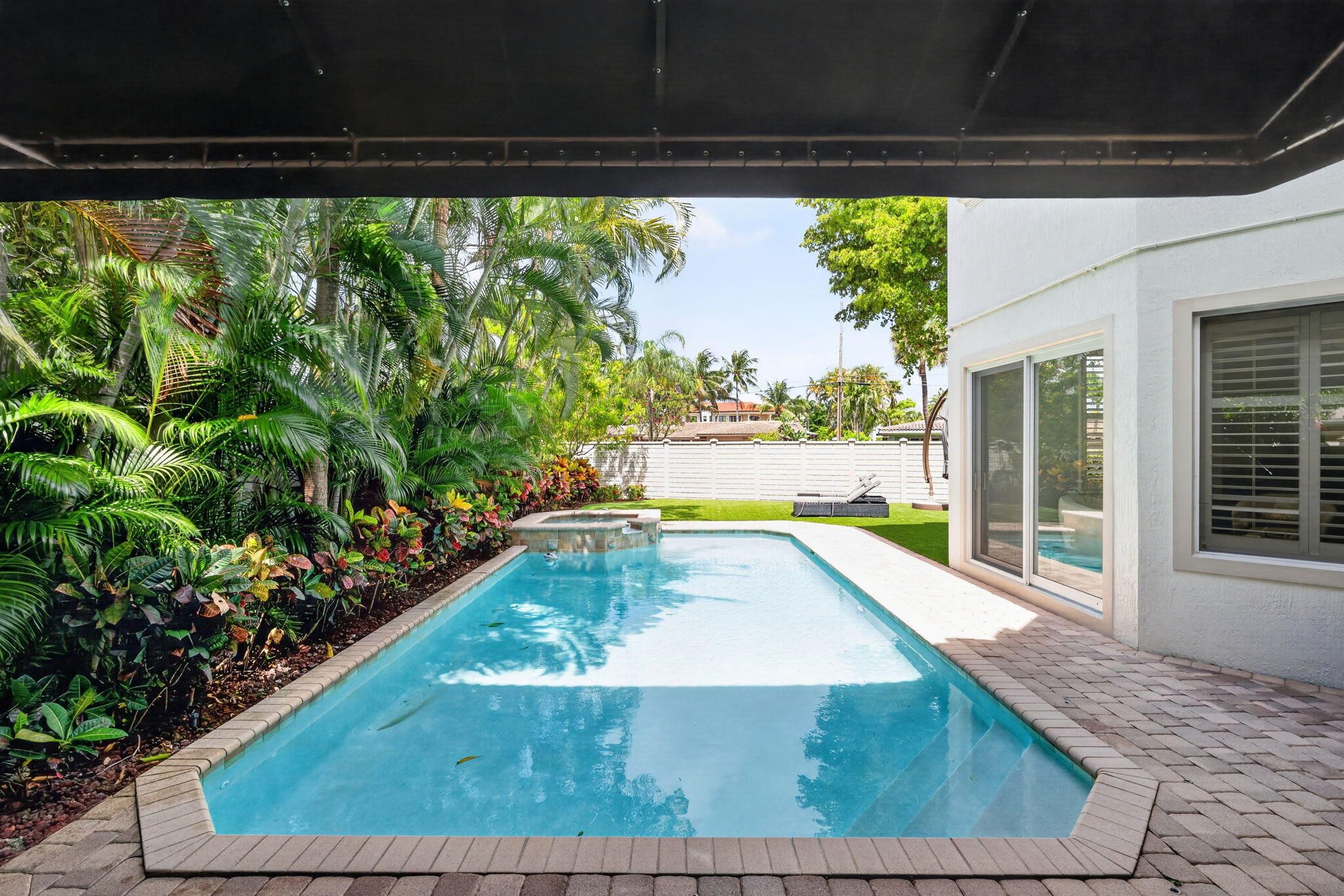 LIGHTHOUSE POINT 3RD SEC - Residential