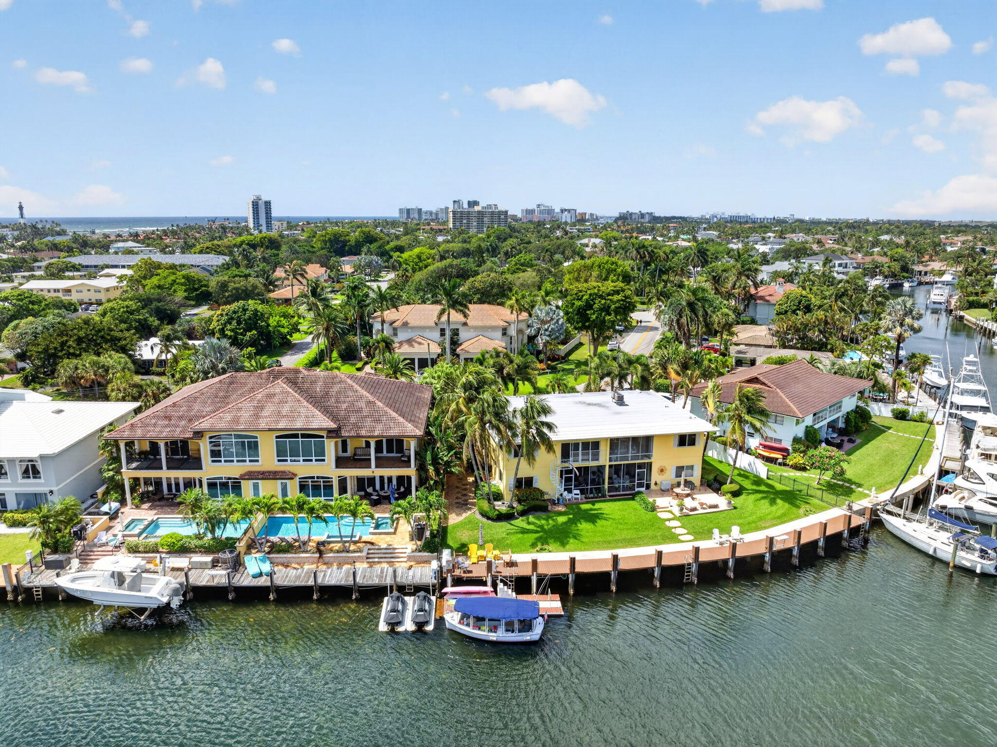 LIGHTHOUSE POINT 3RD SEC - Residential