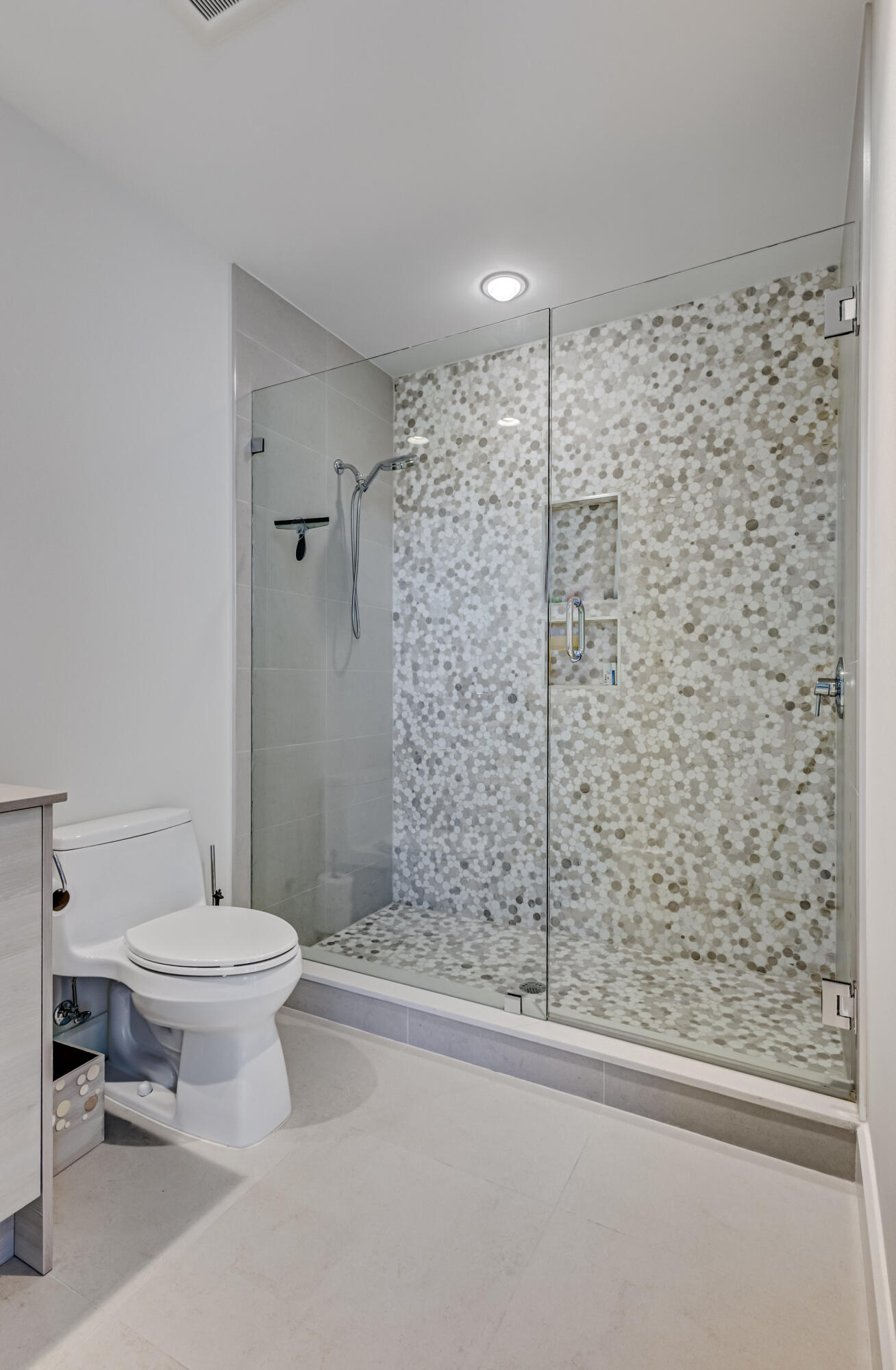 Azure Condo - Residential