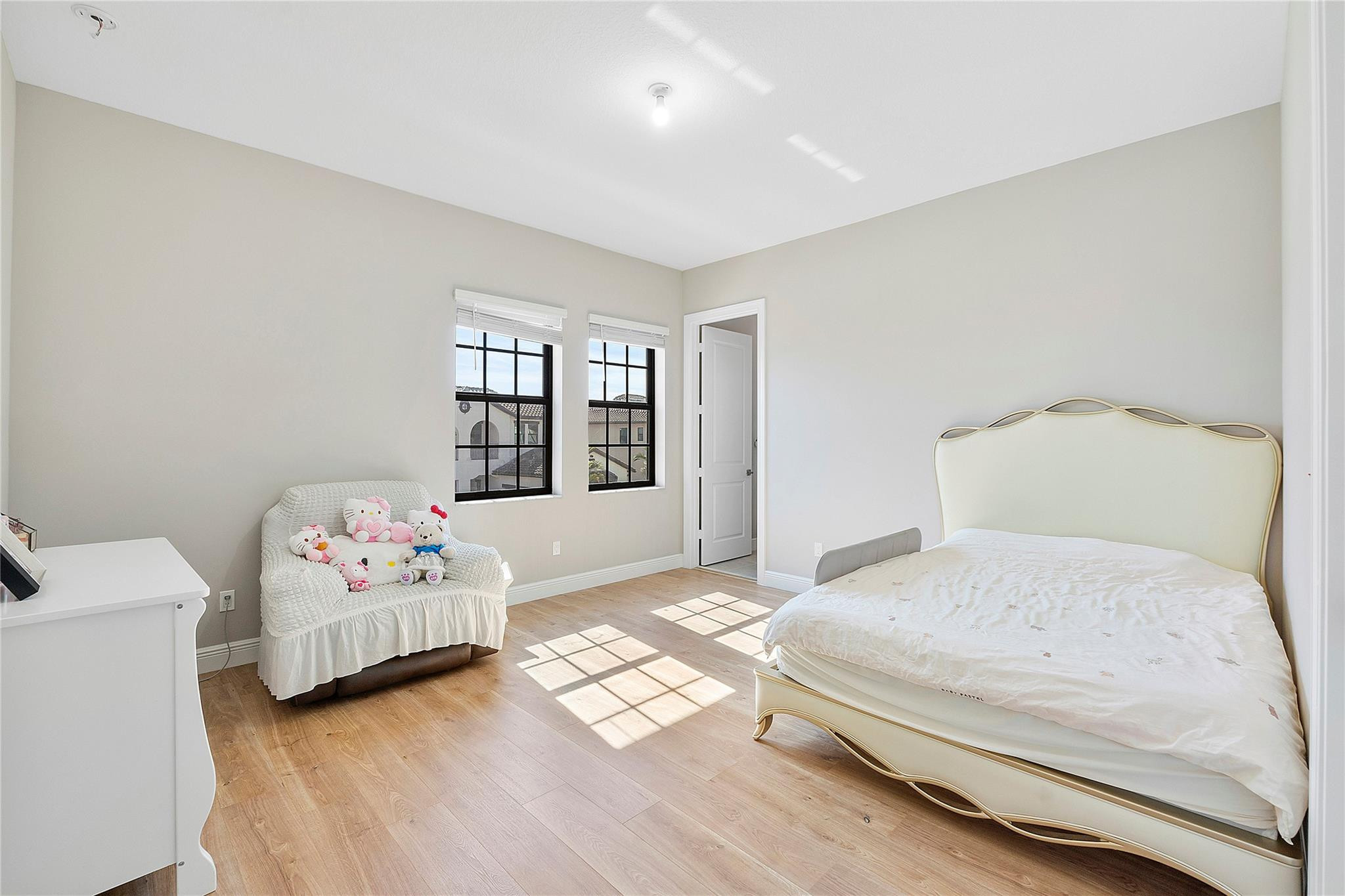 PARKLAND BAY - Residential
