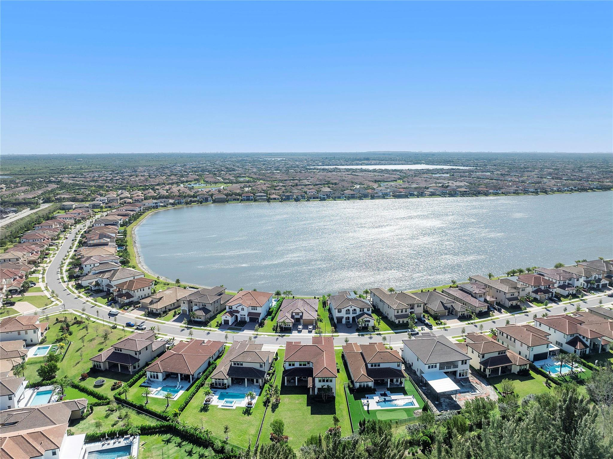 PARKLAND BAY - Residential