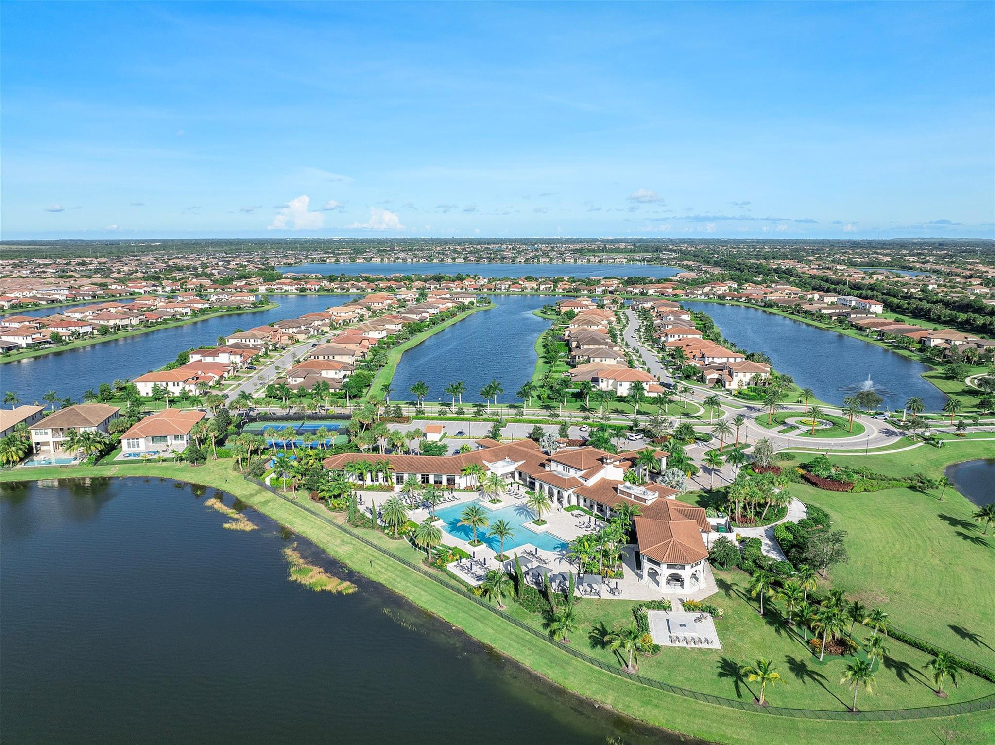 PARKLAND BAY - Residential