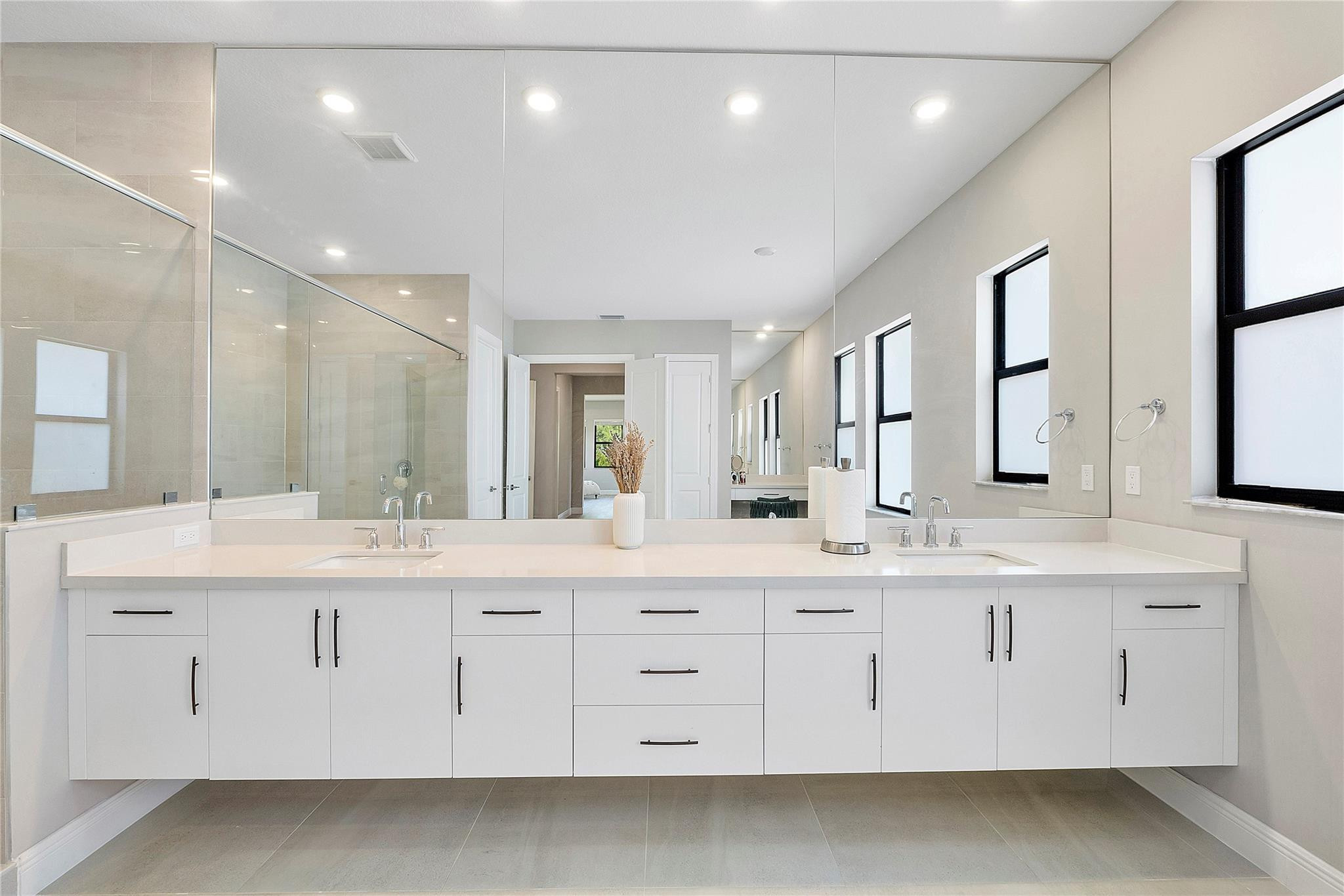 PARKLAND BAY - Residential