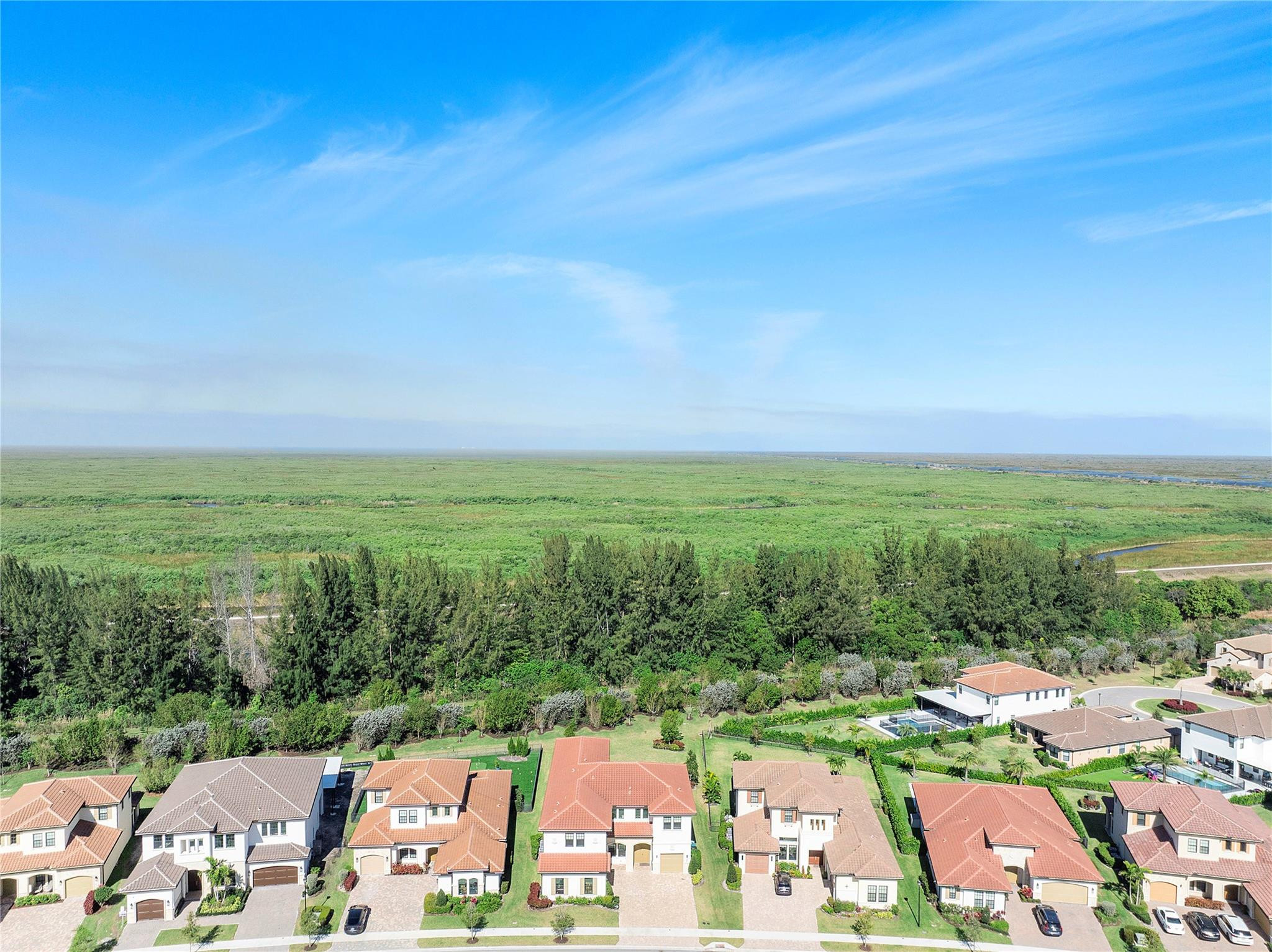 PARKLAND BAY - Residential