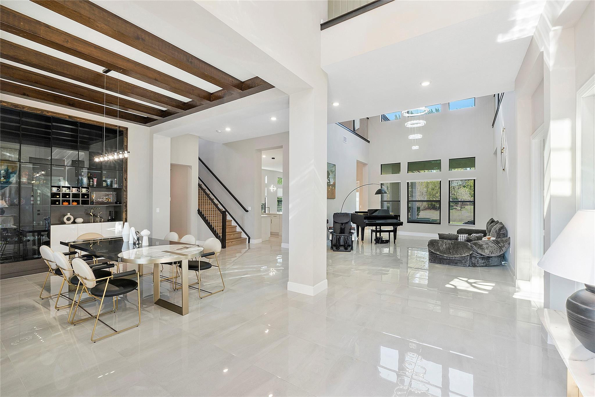 PARKLAND BAY - Residential