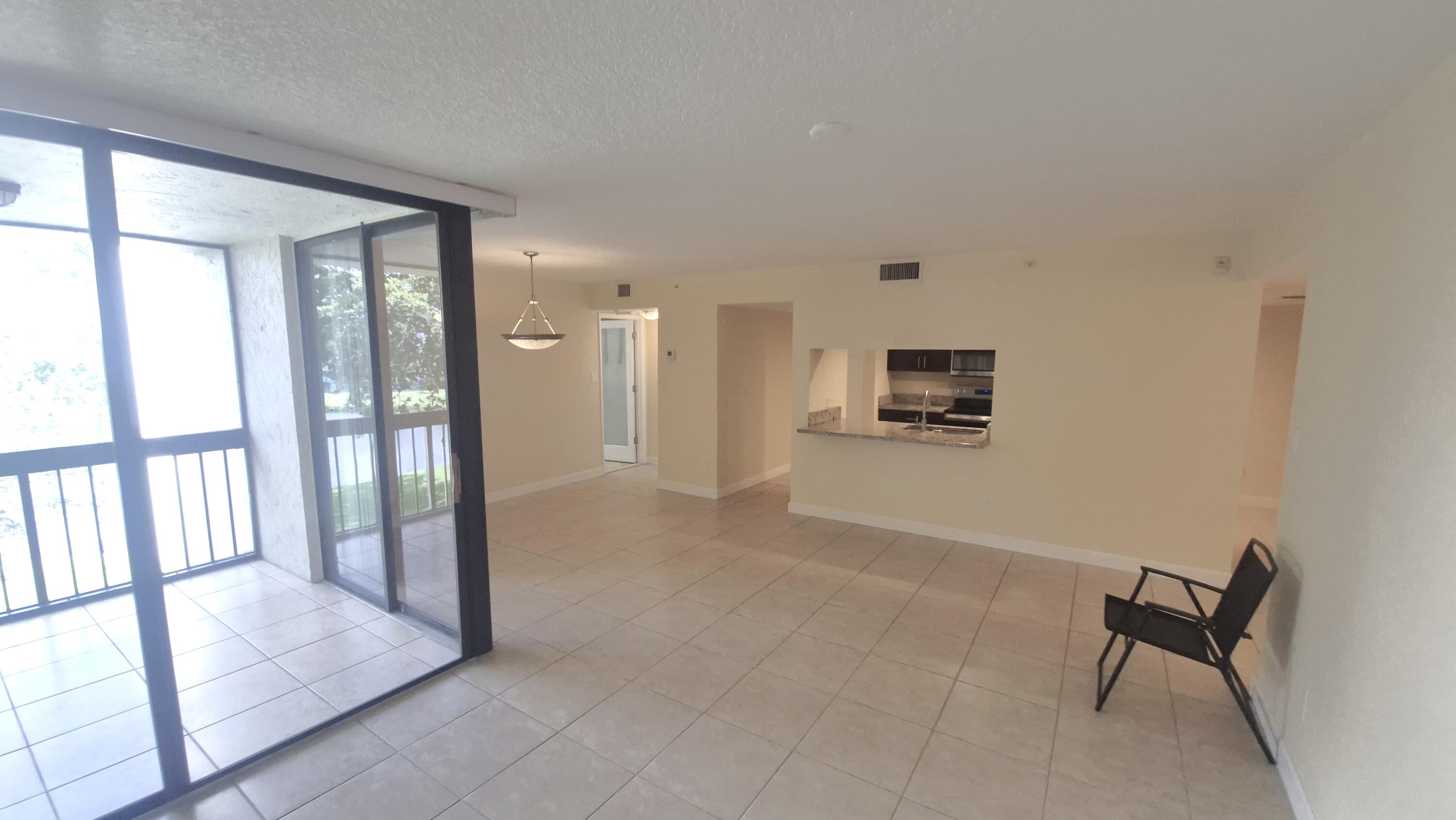 LAKESIDE CONDO - Residential Lease